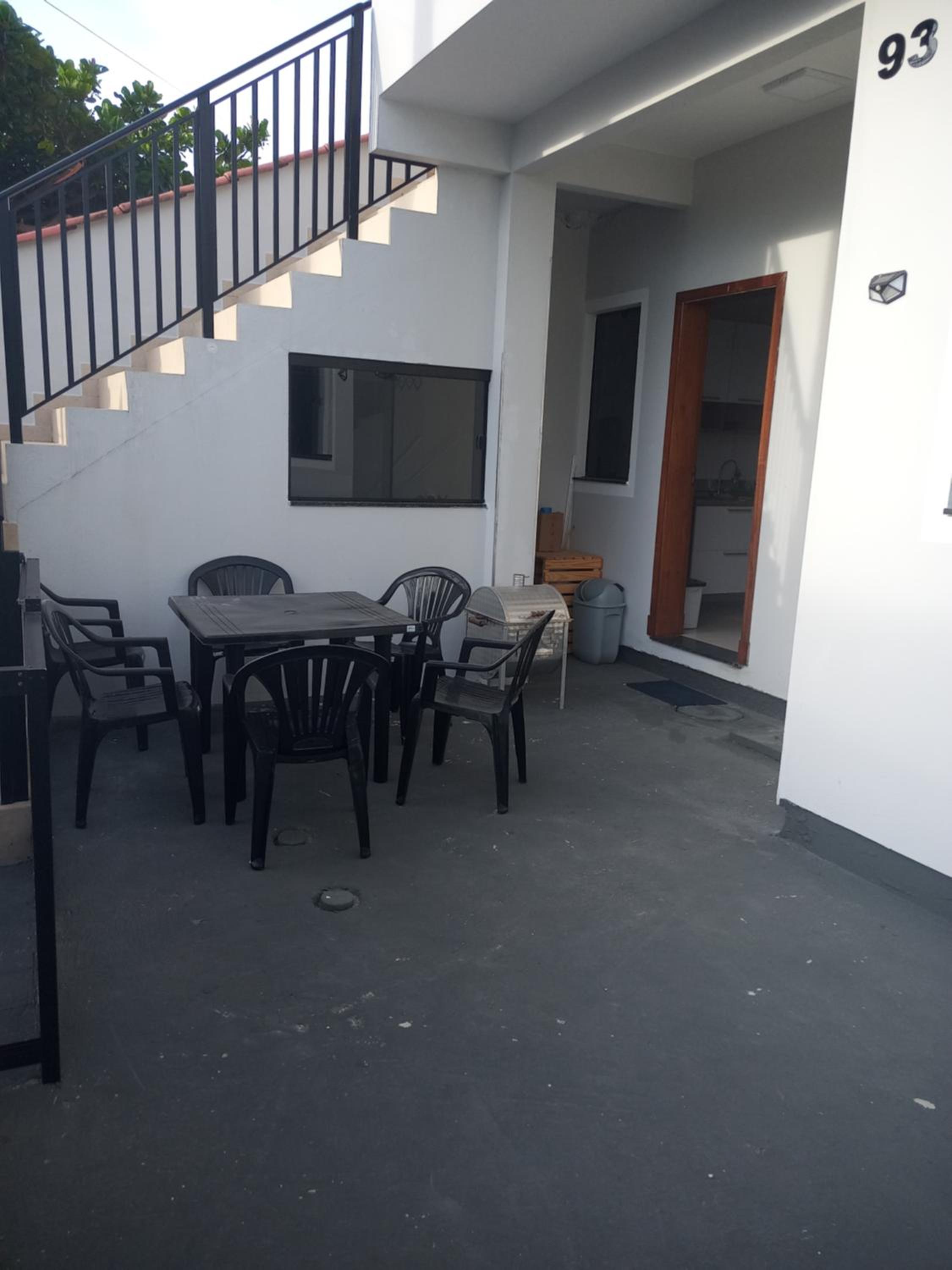 Casa 200m da praia, 8 pessoas, piso inferior