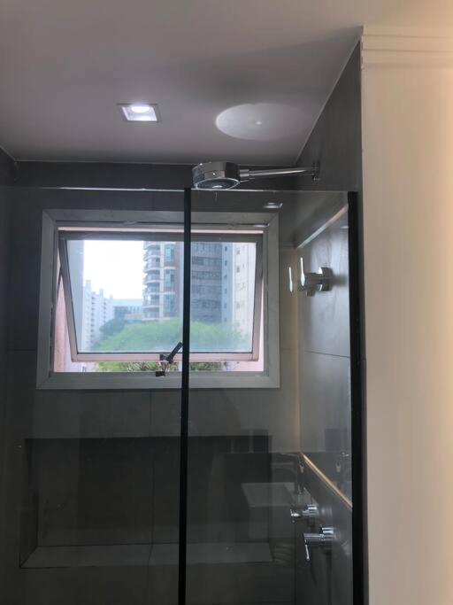 Apartamento lindo com garagem