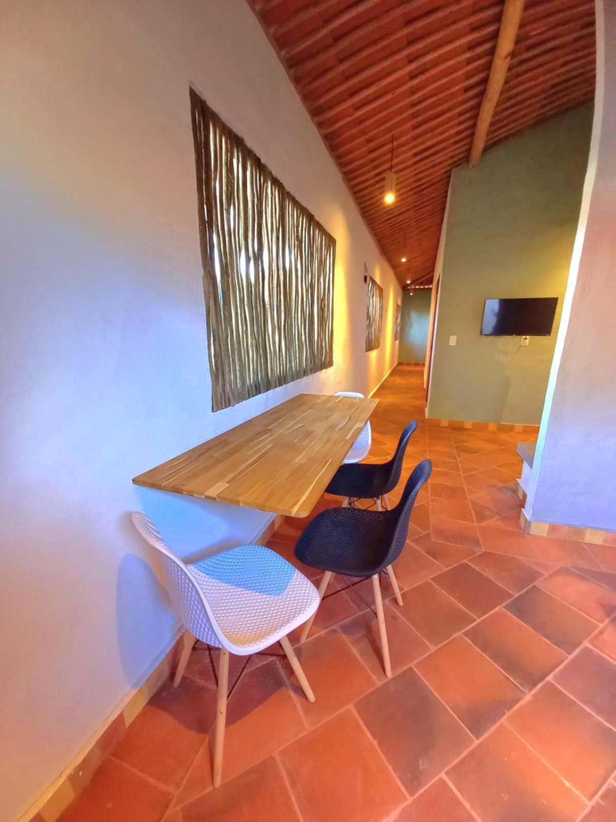 Chalés Mahalo J - Pontal de Maceió - Fortim