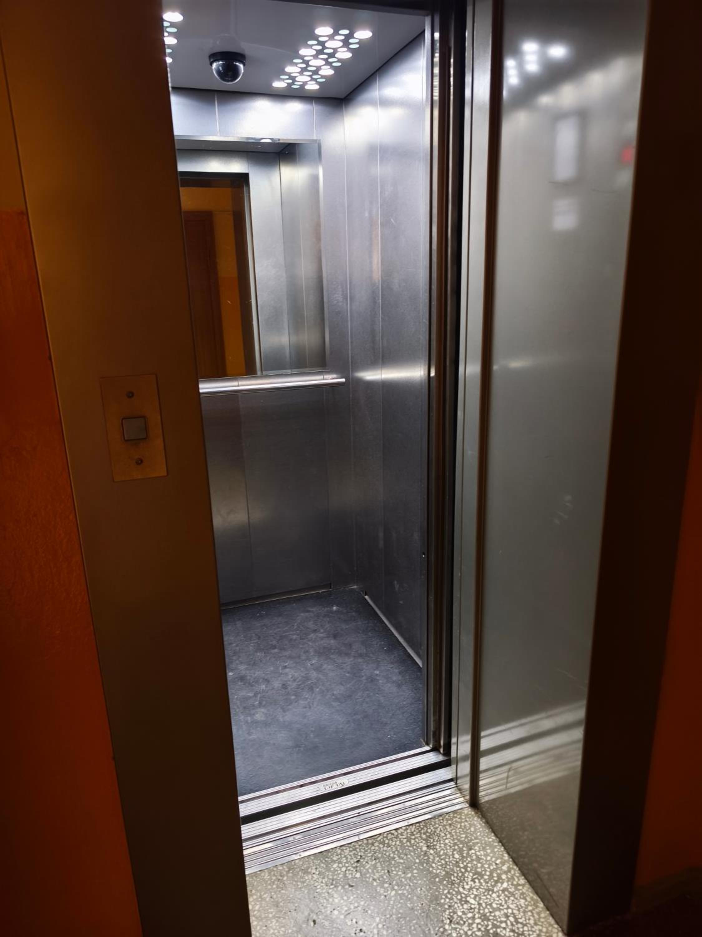 Mocha Apartment
