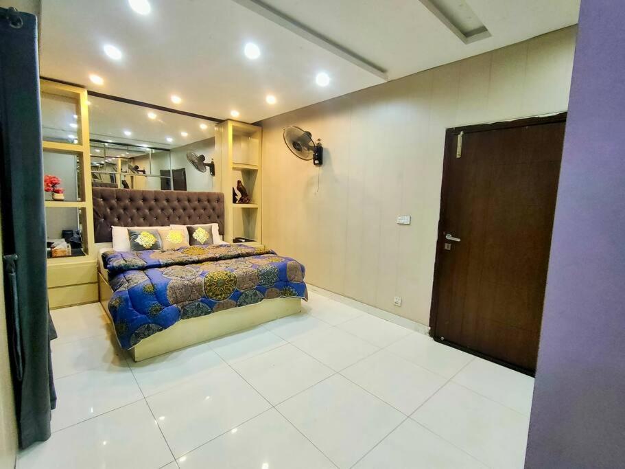Luxuries Stay in Bahria Town Rawalpindi view 2