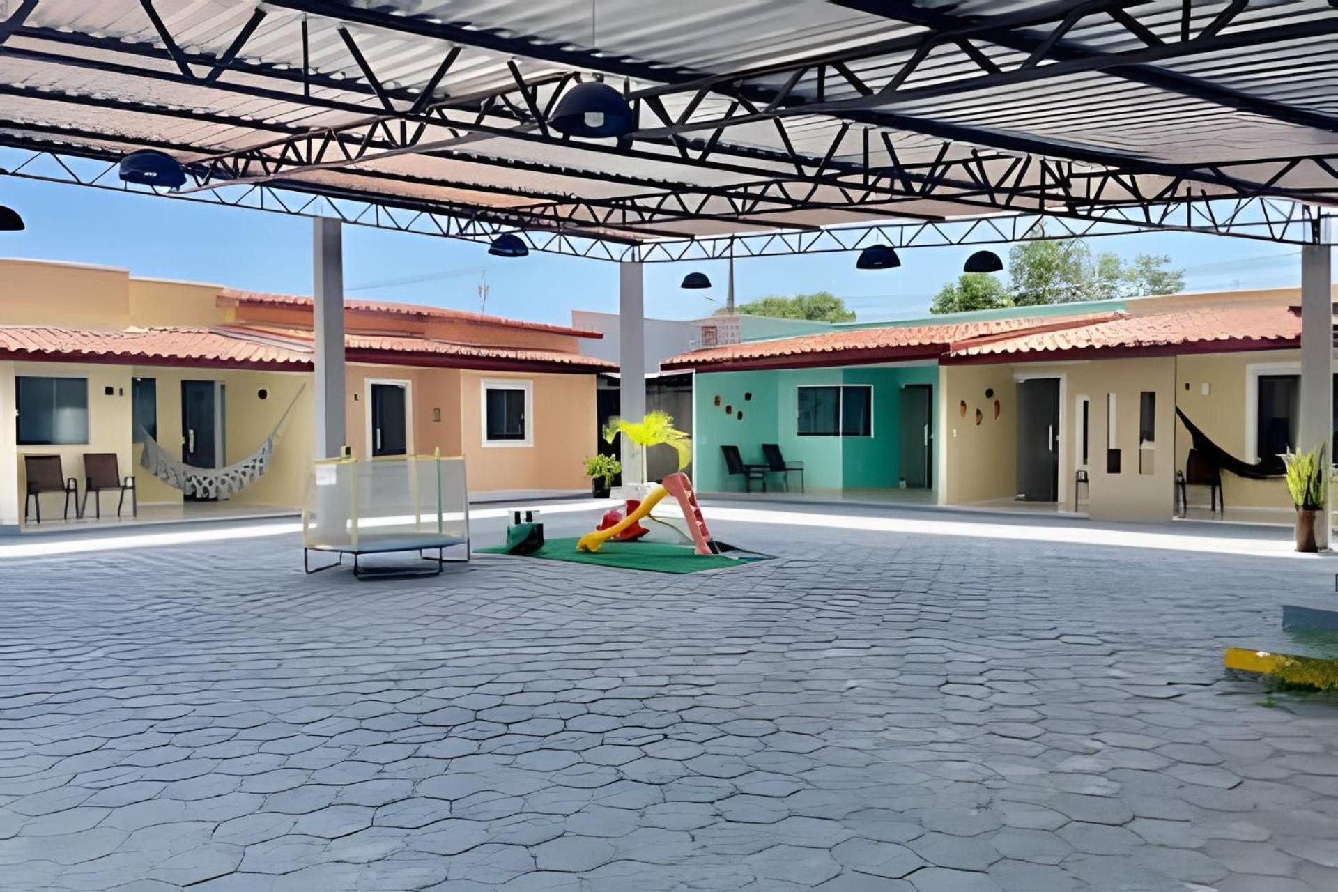 Pousada Villa Preguiças - Chalés e Recepções