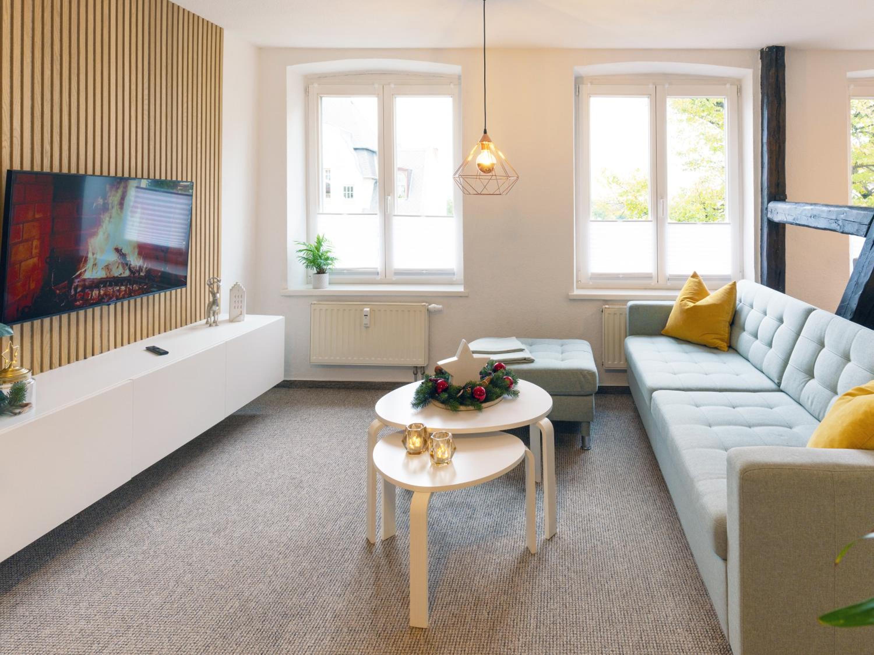 Schlosskönig - Modernes & zentrales Apartment mit Balkon und Arbeitsplatz