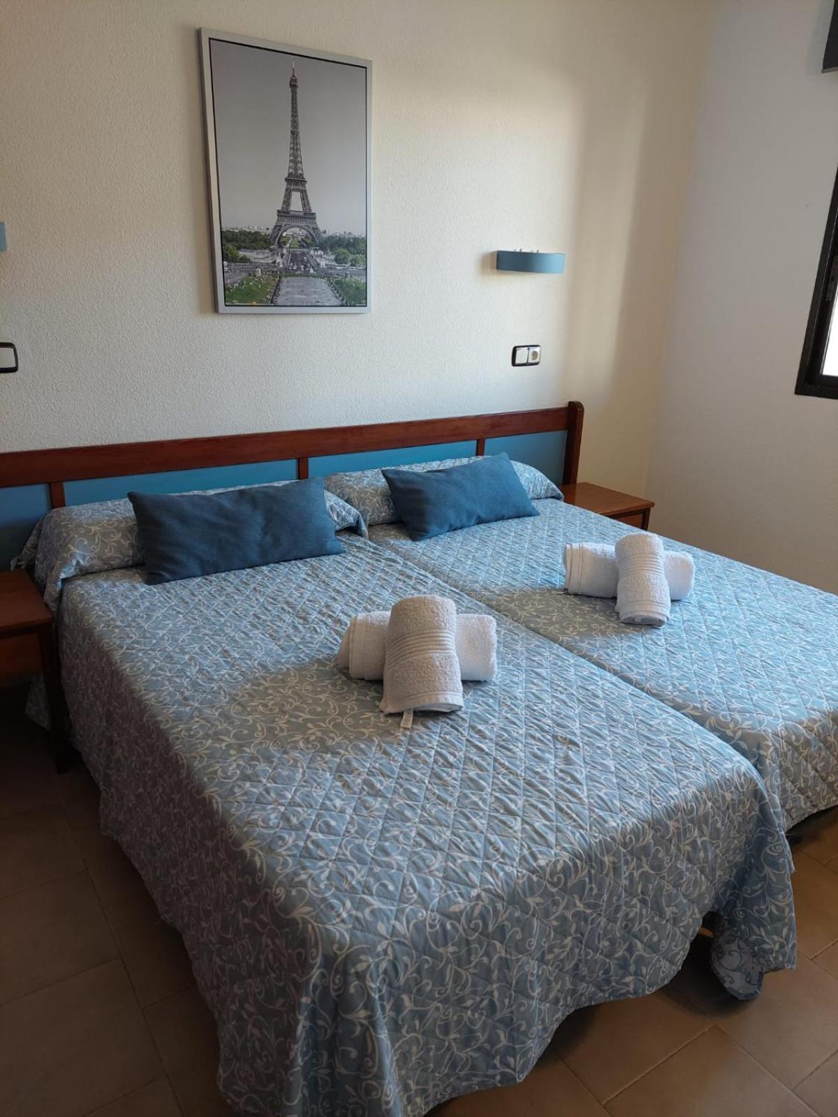APARTAMENTO RONDA 4 BOLICHES Primera línea de playa