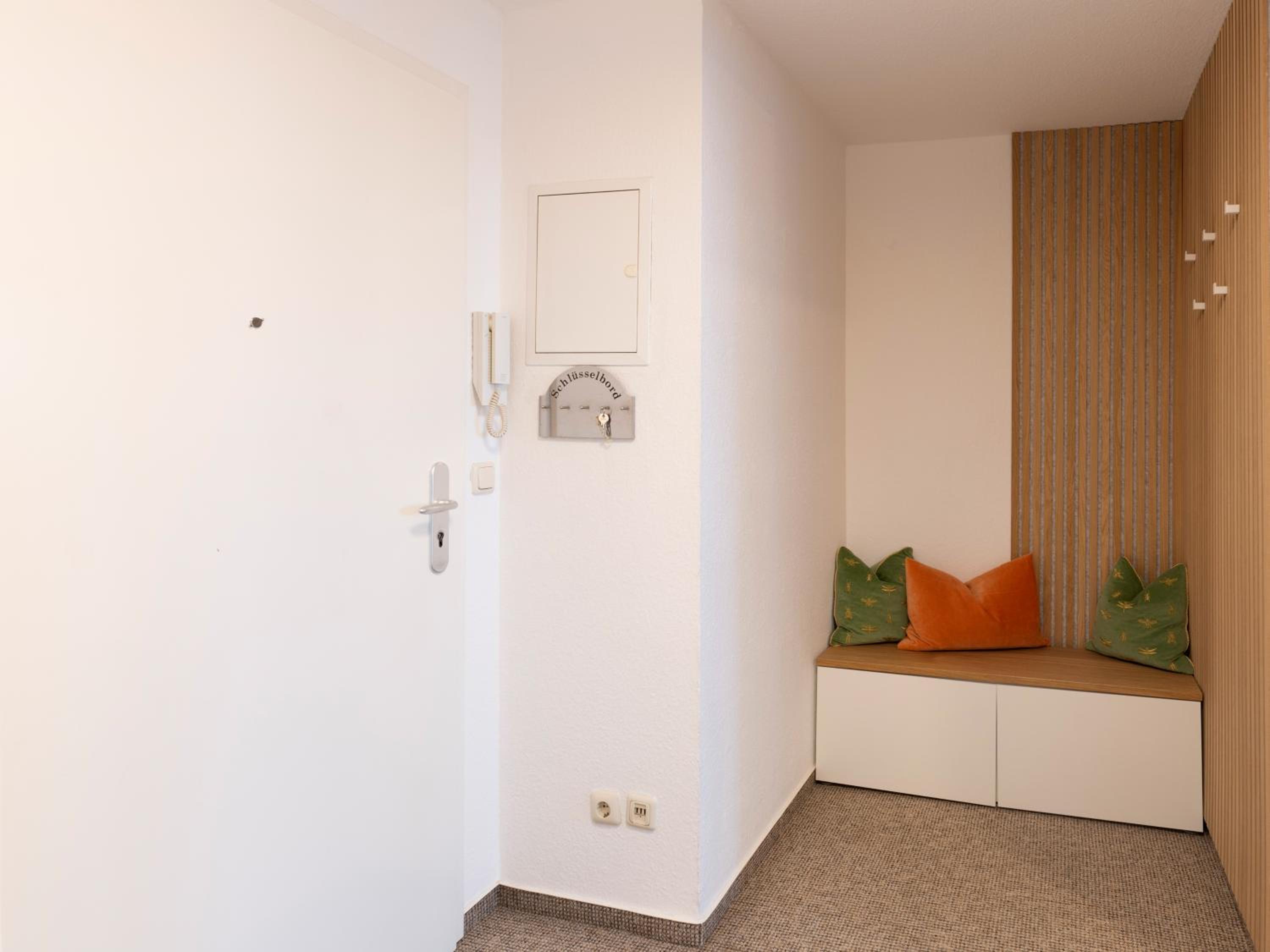Schlosskönig - Modernes & zentrales Apartment mit Balkon und Arbeitsplatz