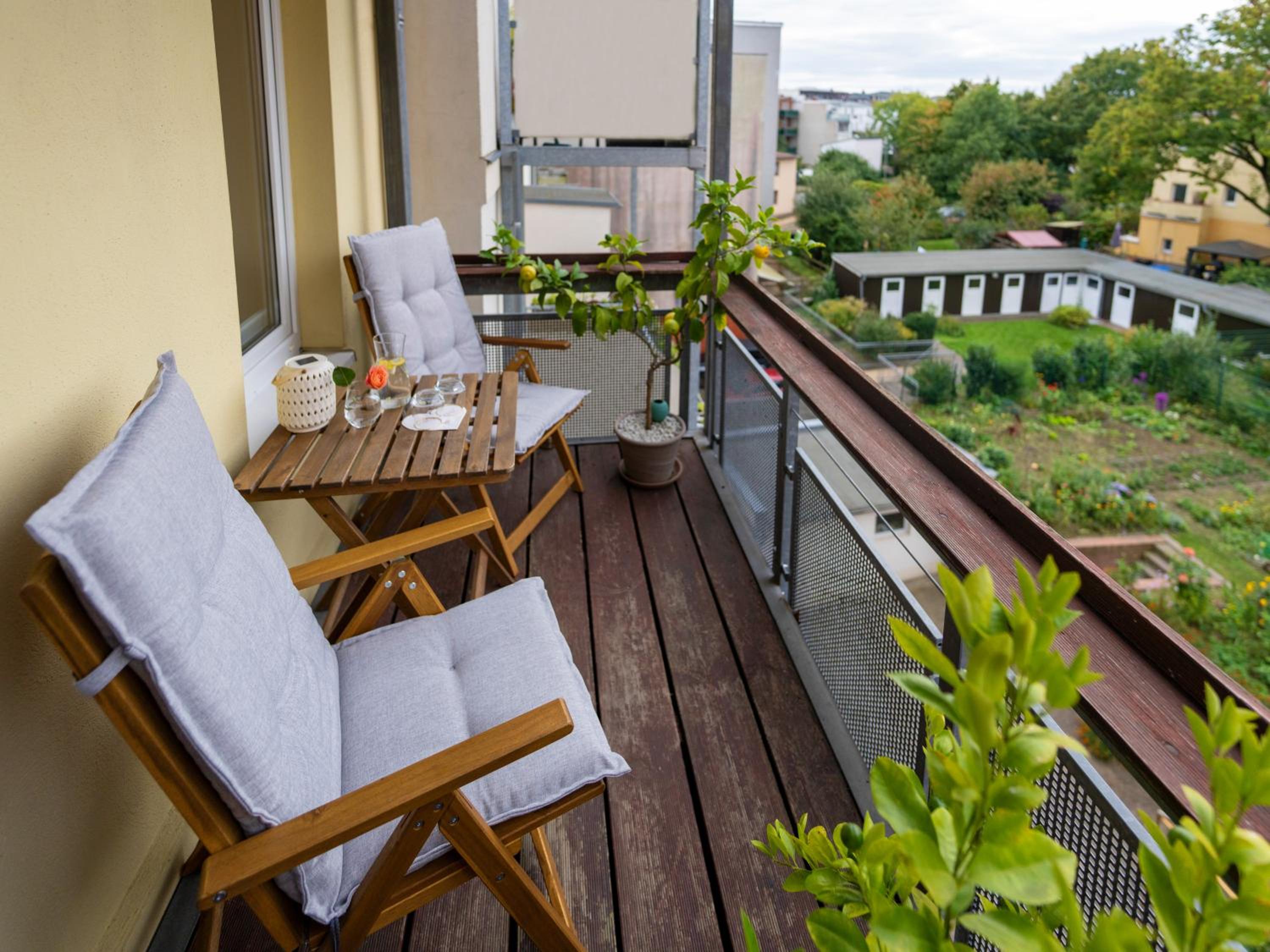 Schlosskönig - Modernes & zentrales Apartment mit Balkon und Arbeitsplatz