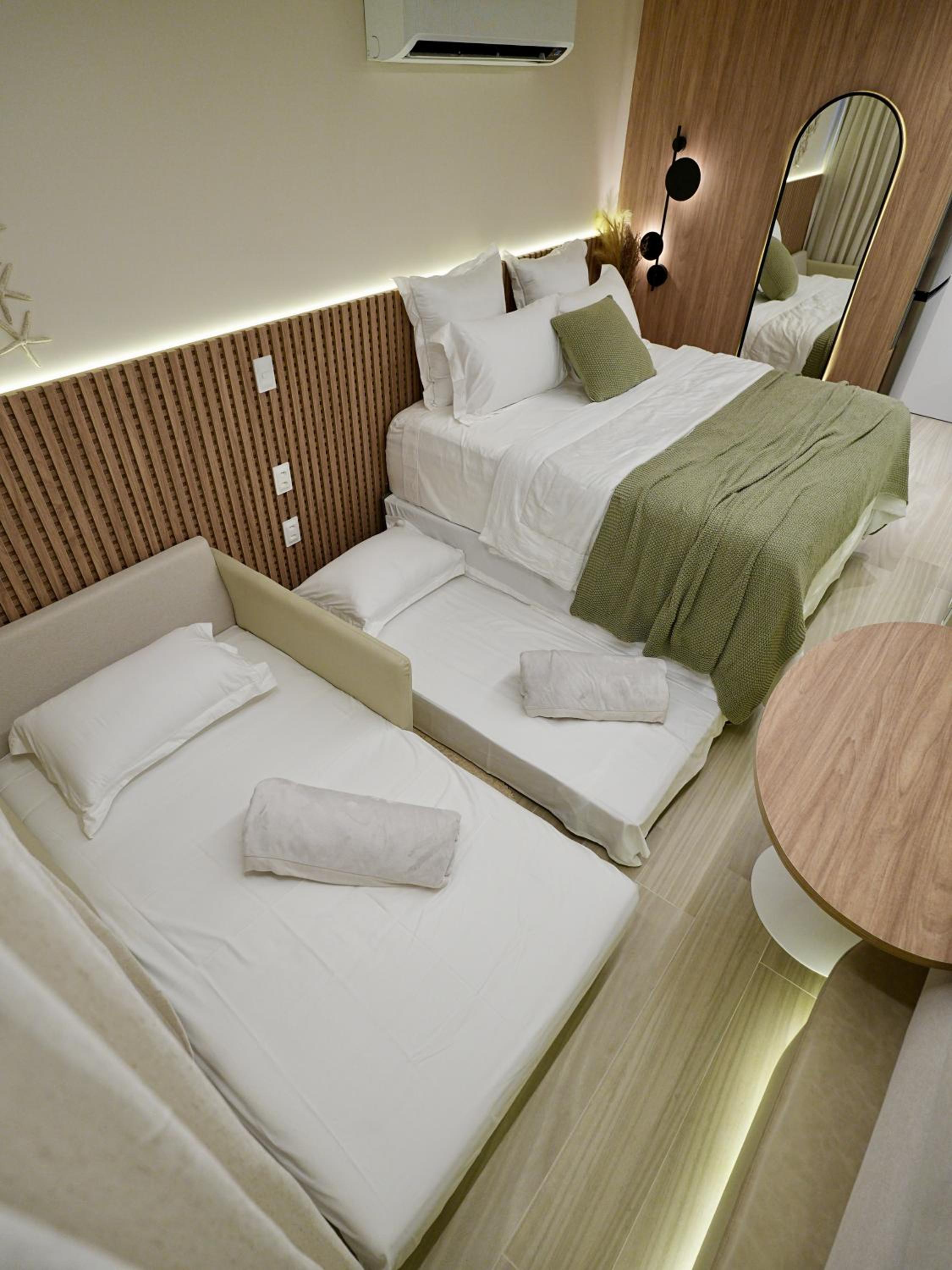 Setai Yacht Premium #307 by AcalMar Flats