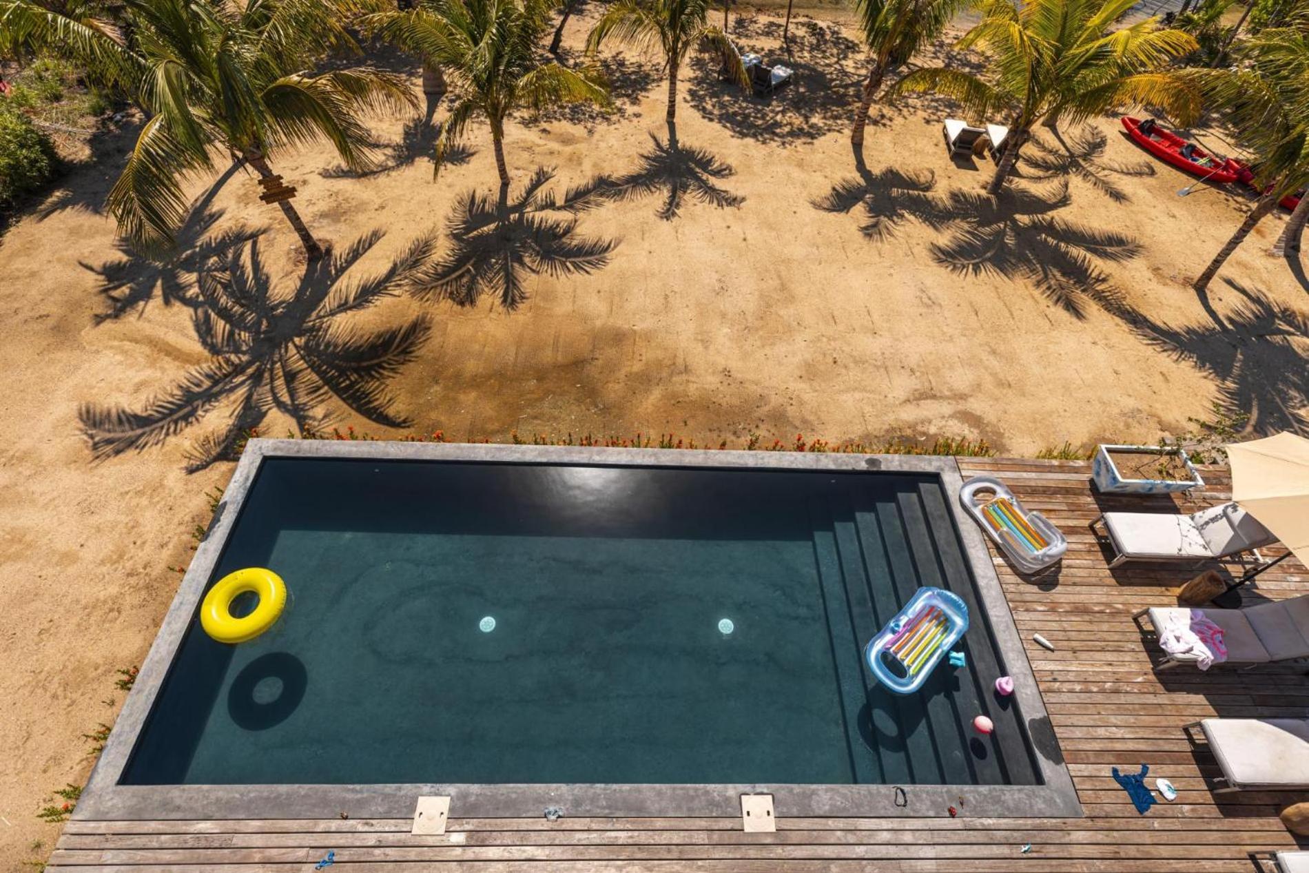 Shadow Sands - Modern Ocean Front Villa on Private Island