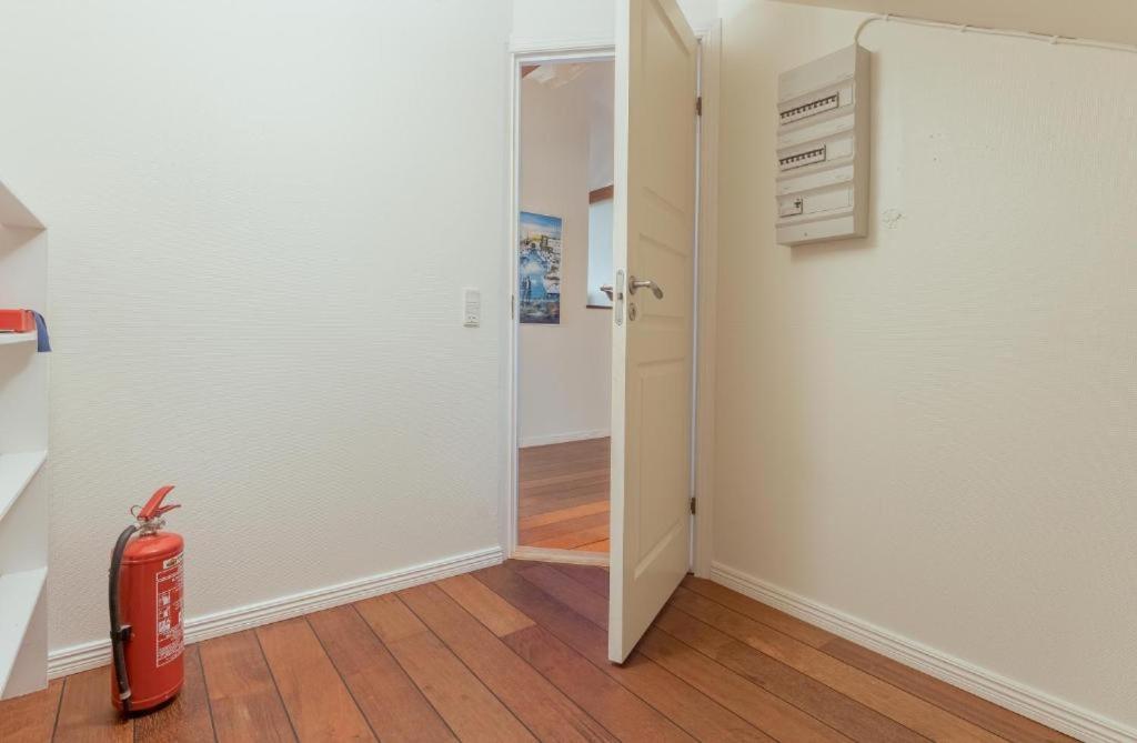 Penthouse Downtown with 4 bedrooms and Harbour View