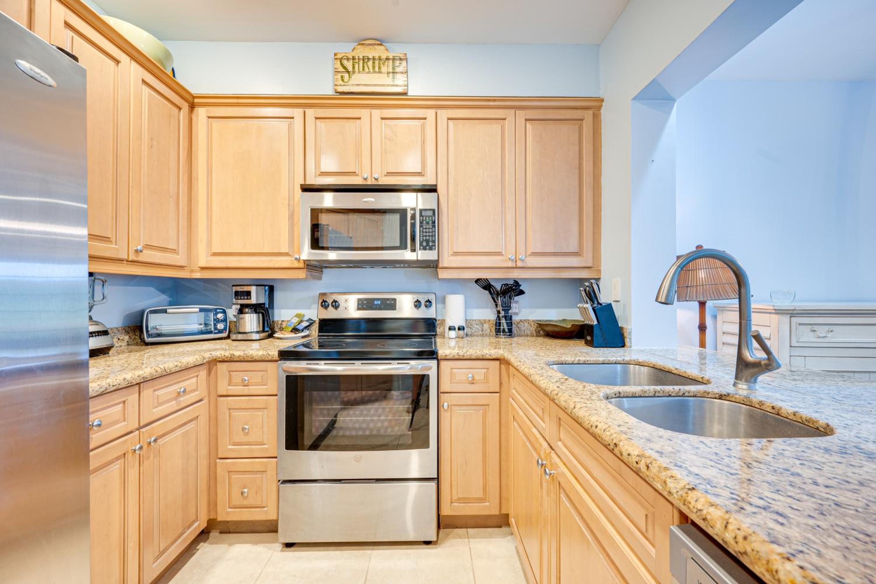 Pacifico Townhouse 106