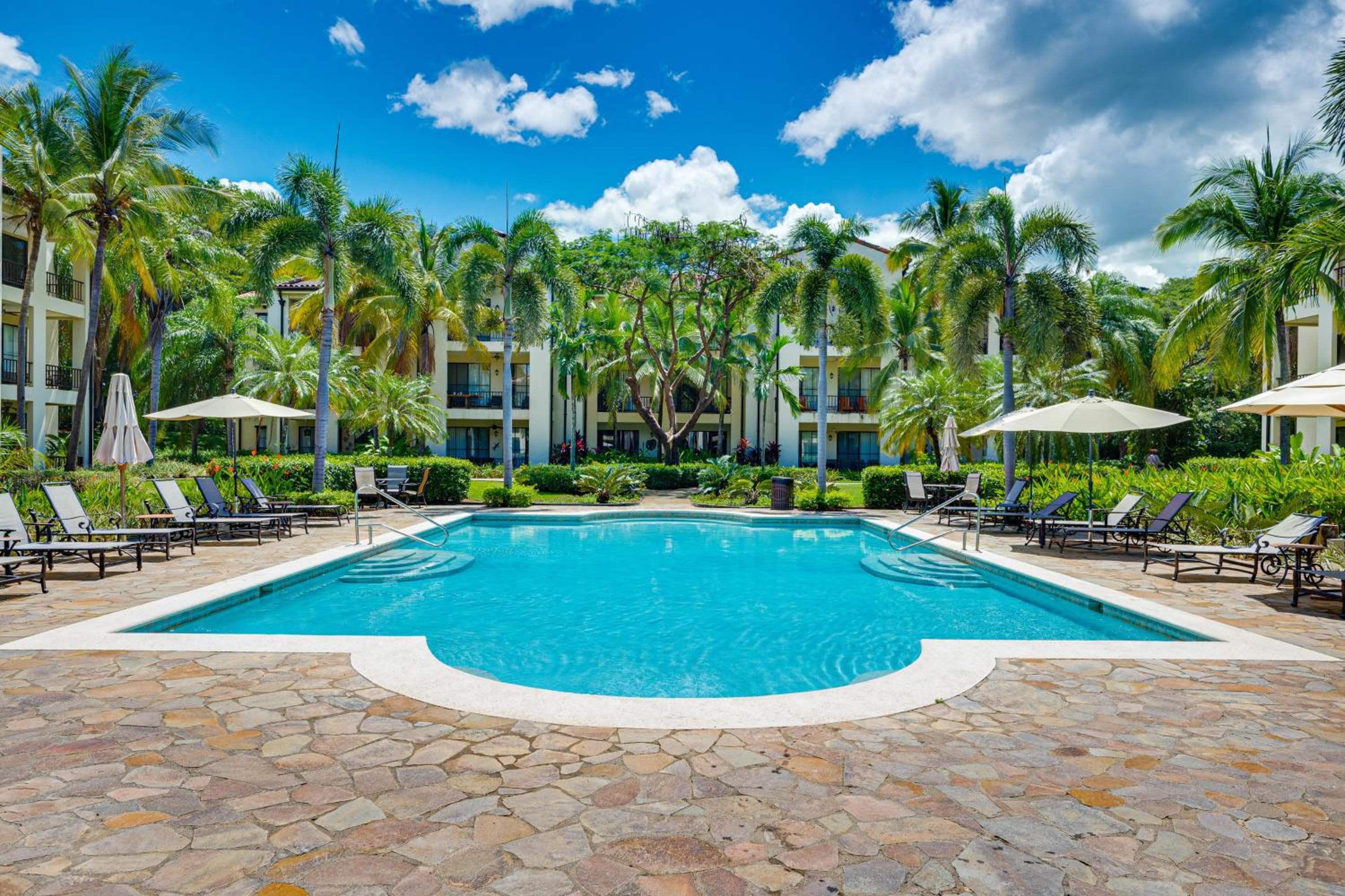 Pacifico Townhouse 106