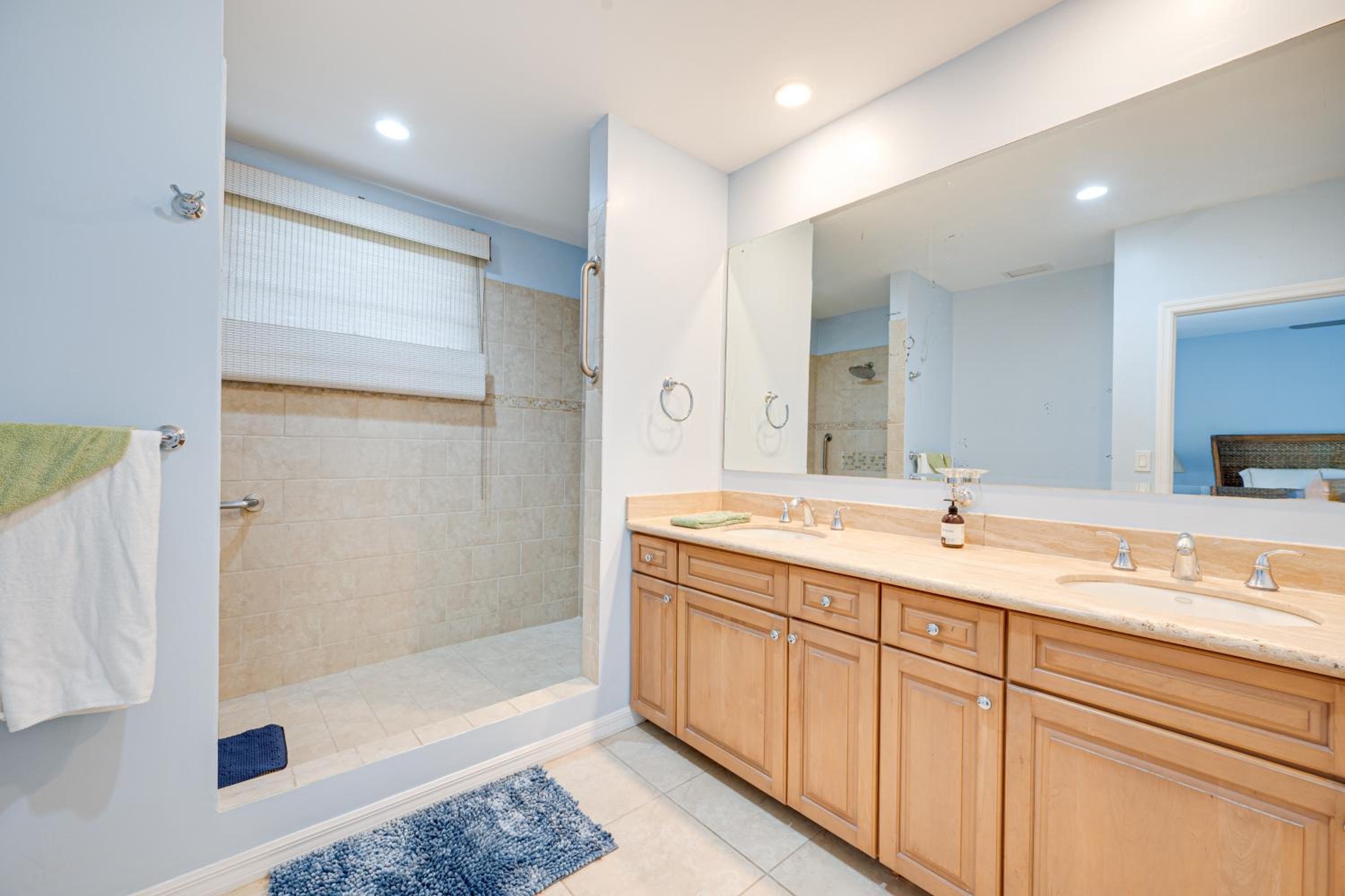 Pacifico Townhouse 106