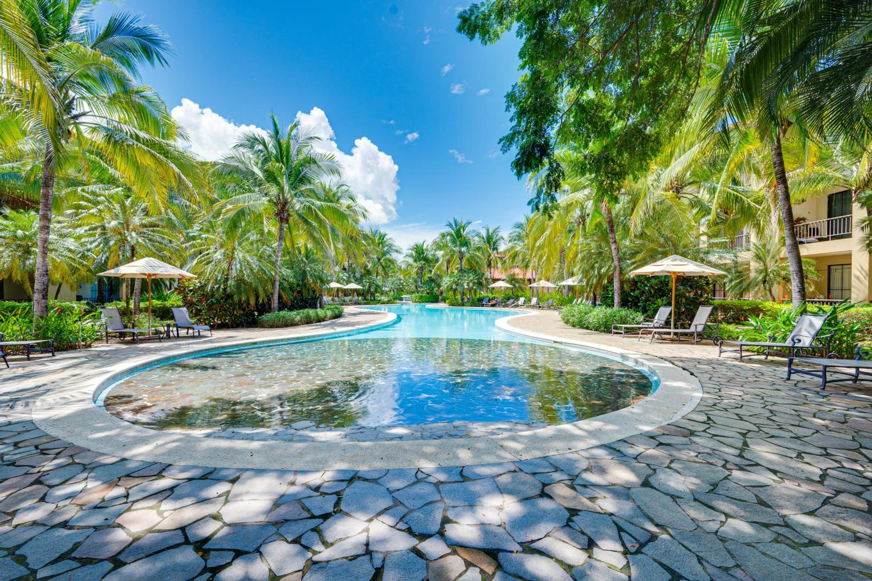 Pacifico Townhouse 106
