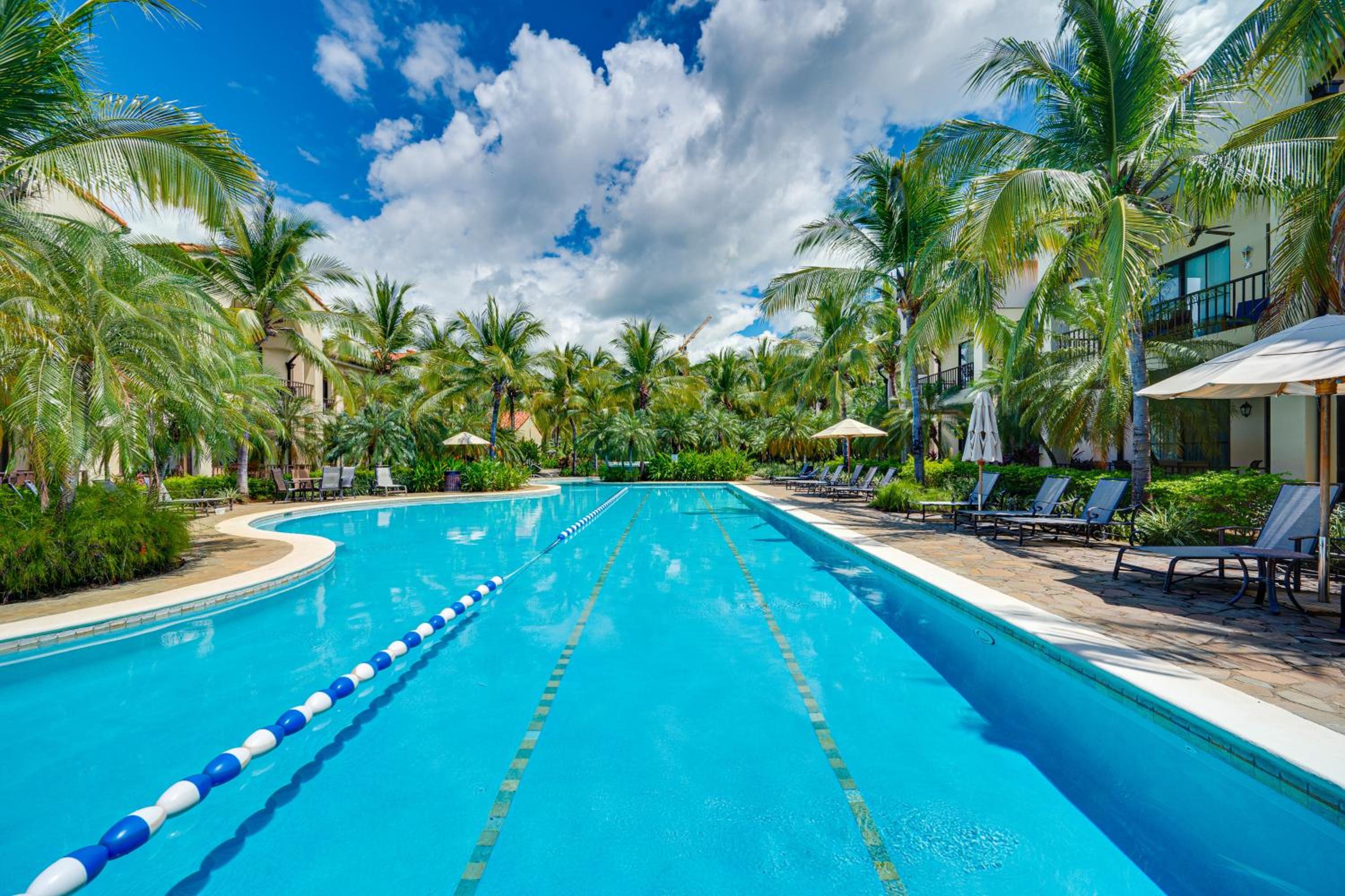 Pacifico Townhouse 106