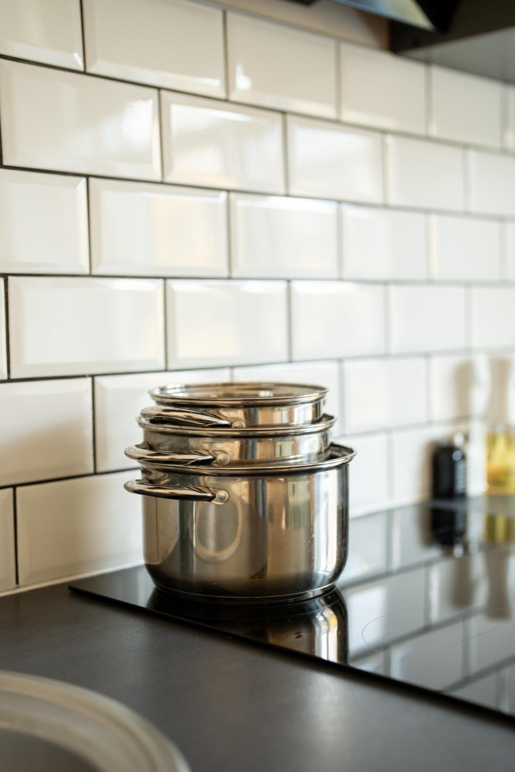 Modern City Stay - New Central Fully Equipped
