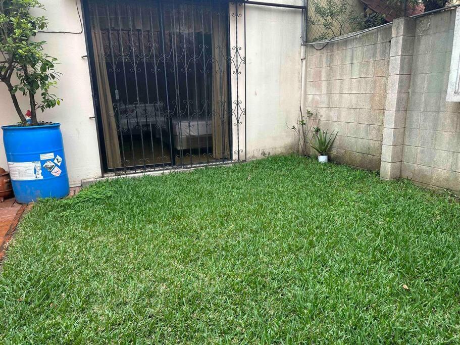 House for rent in Guatemala City 12 beds view 2