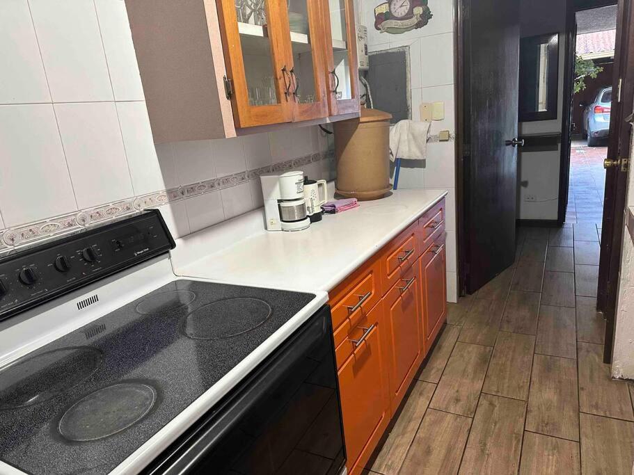 House for rent in Guatemala City 12 beds view 3