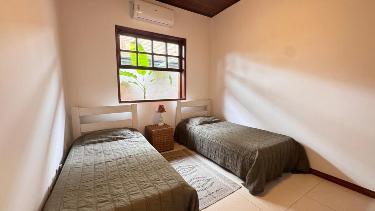 BH31 - Casa na Orla do Itaguá, Pertinho de TUDO!