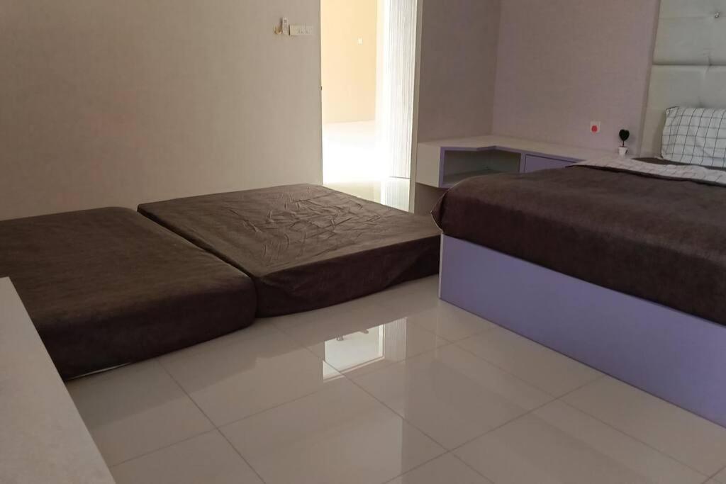 Ipoh Botani nadya 3storey 5br 19 pax photo 2