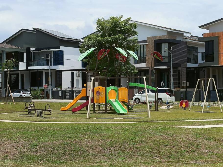 Photo 32