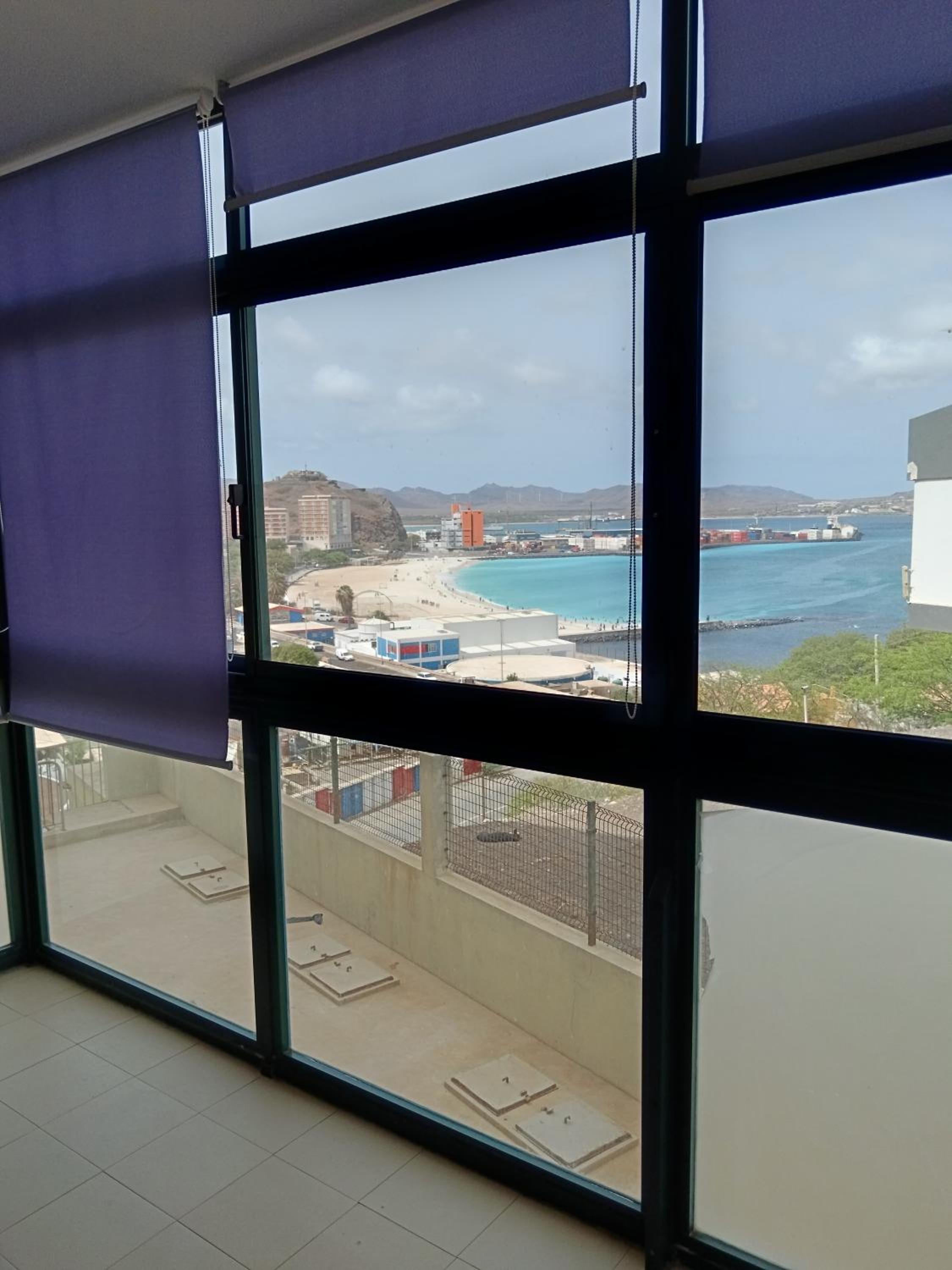 Laginha's beach view apartment