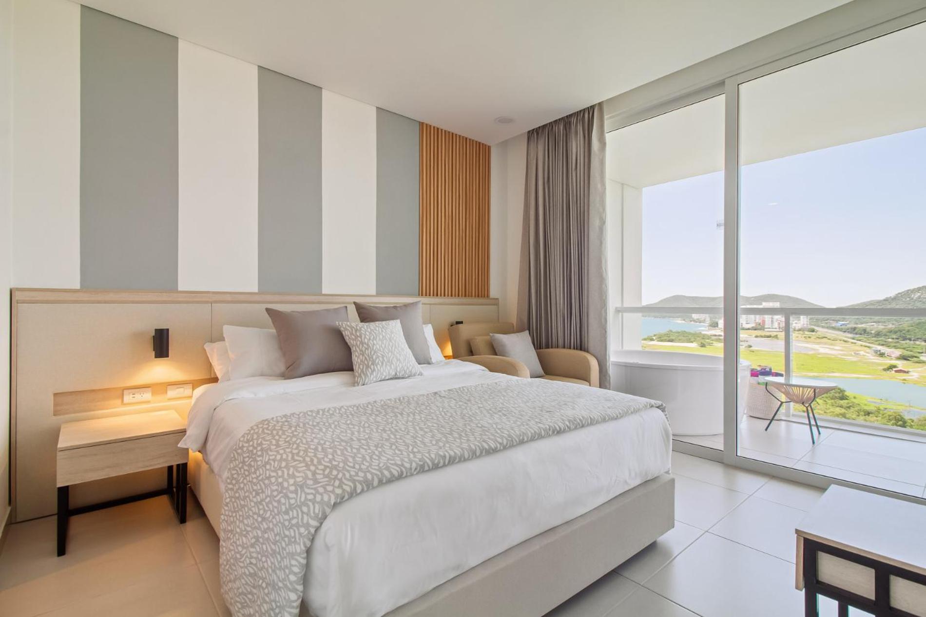 Sierra & Sea Suite - Penthouse Familiar con Jacuzzi - Edificio Porto Horizonte