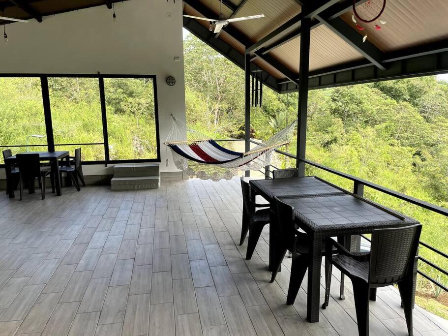 Refugio La Montaña, Costa Rica, Chic Retreat and Pool