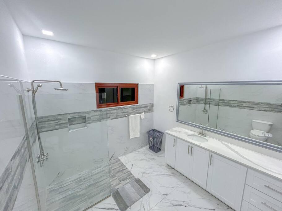 Excellence at Lawrence Palms Apartment