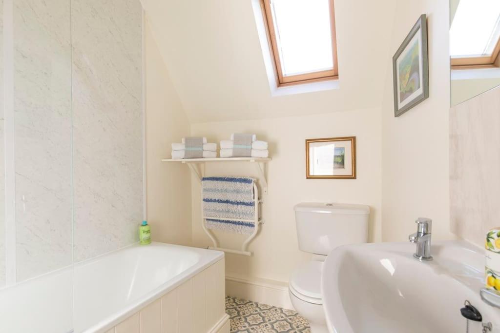 Charming Cotswold Loft view 5