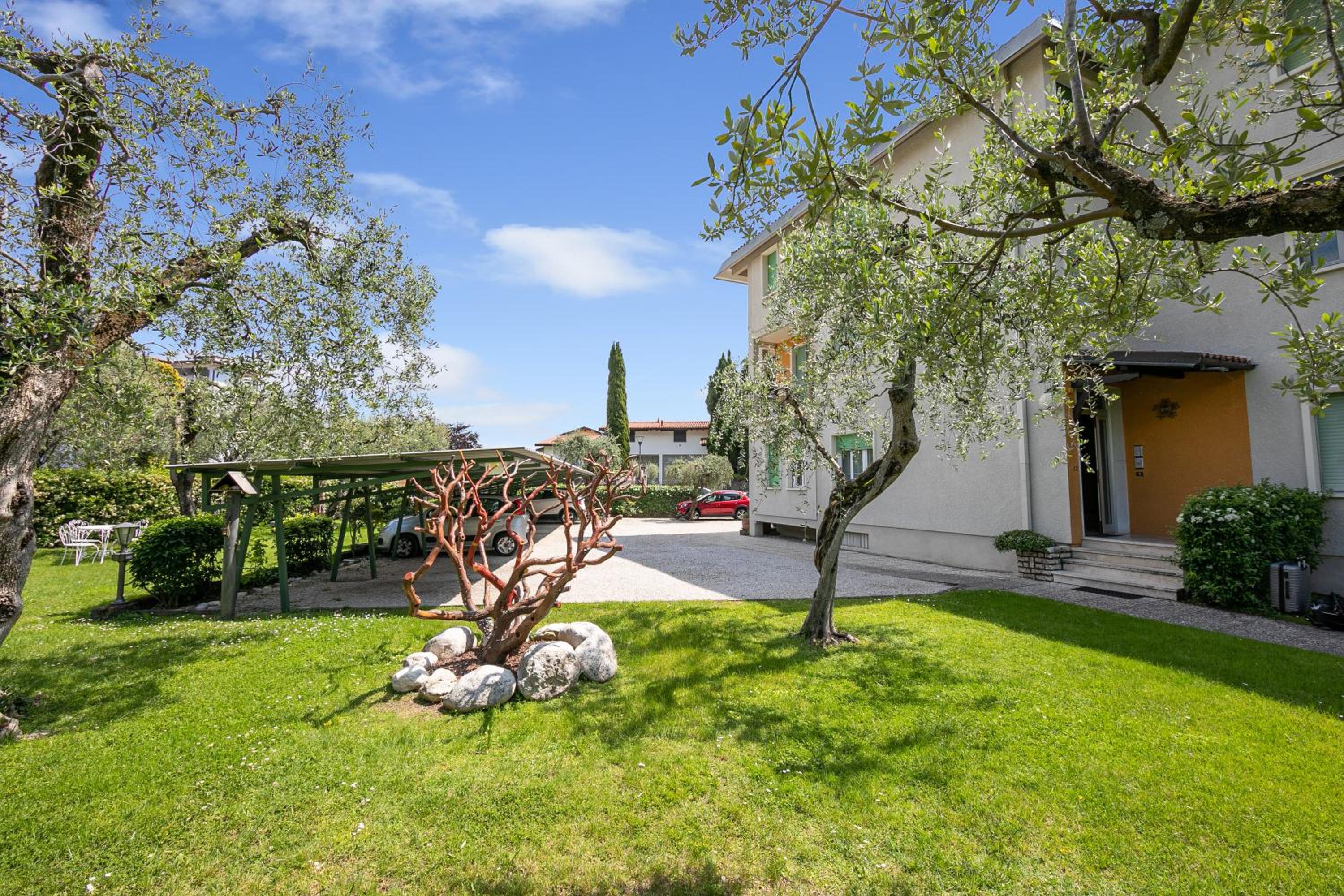 Margherita near lake - Family Friendly - Happy Rentals