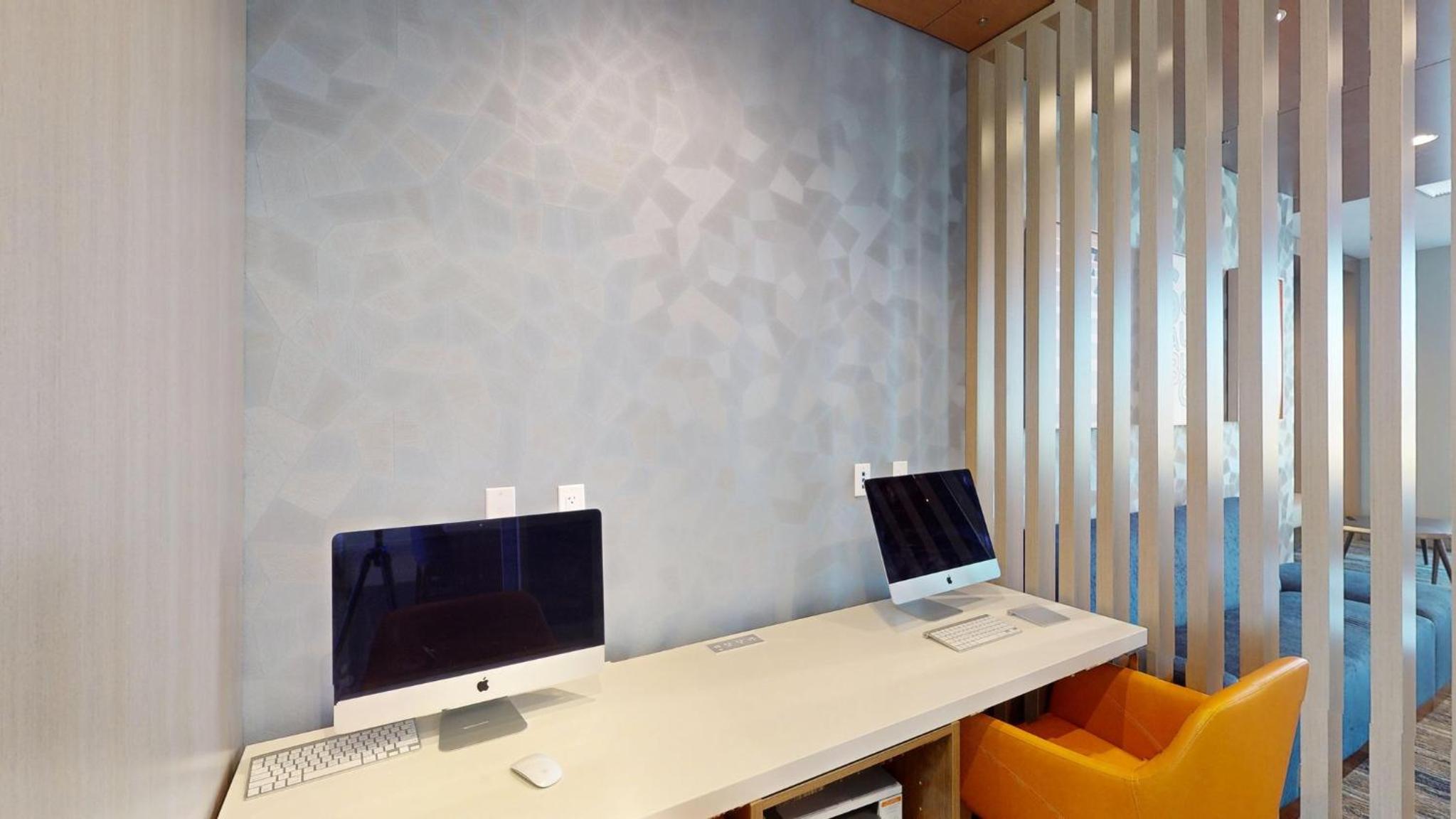 Holiday Inn Express & Suites Chicago Schaumburg, an IHG Hotel, Photo 50