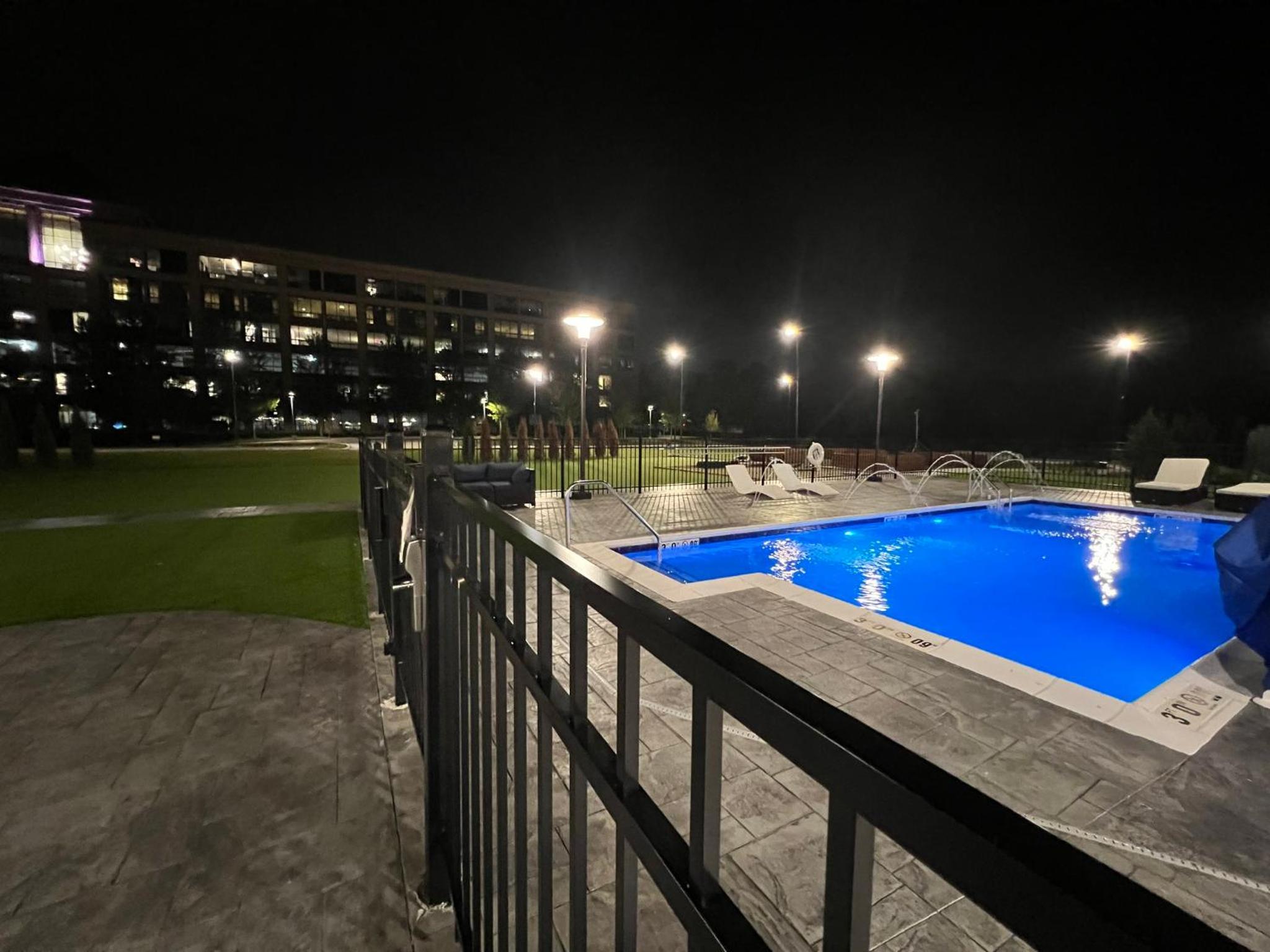 Holiday Inn Express & Suites Chicago Schaumburg, an IHG Hotel, Photo 74