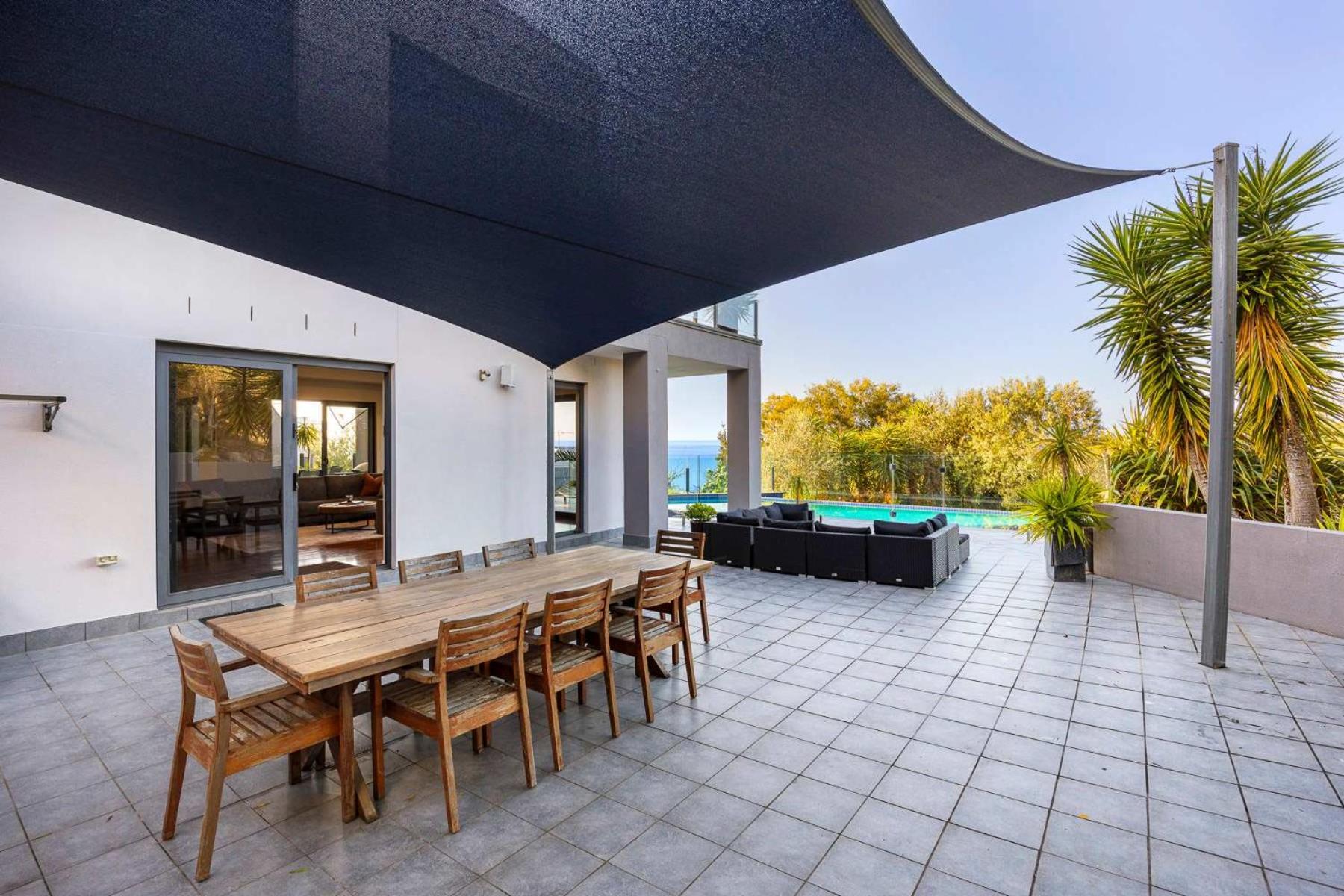 Bella Vista Heated Pool & Spa with Stunning View