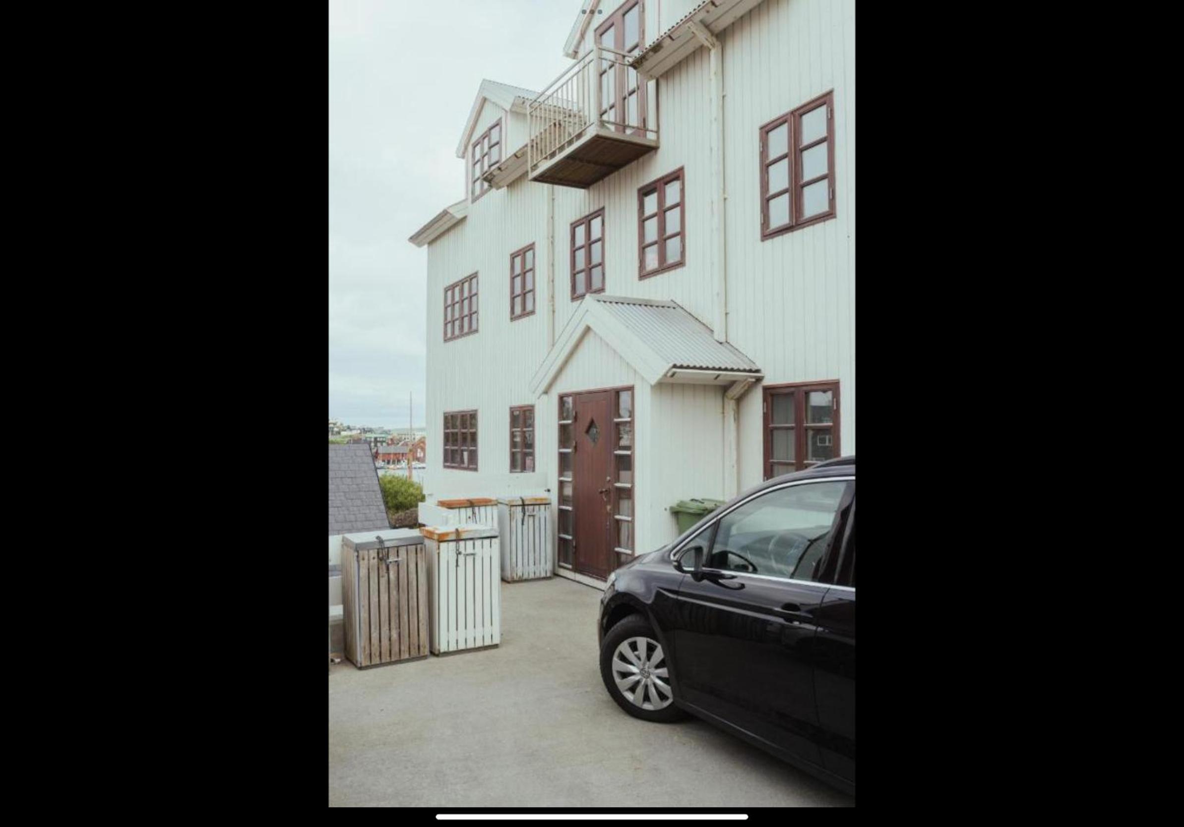 Penthouse Downtown with 4 bedrooms and Harbour View