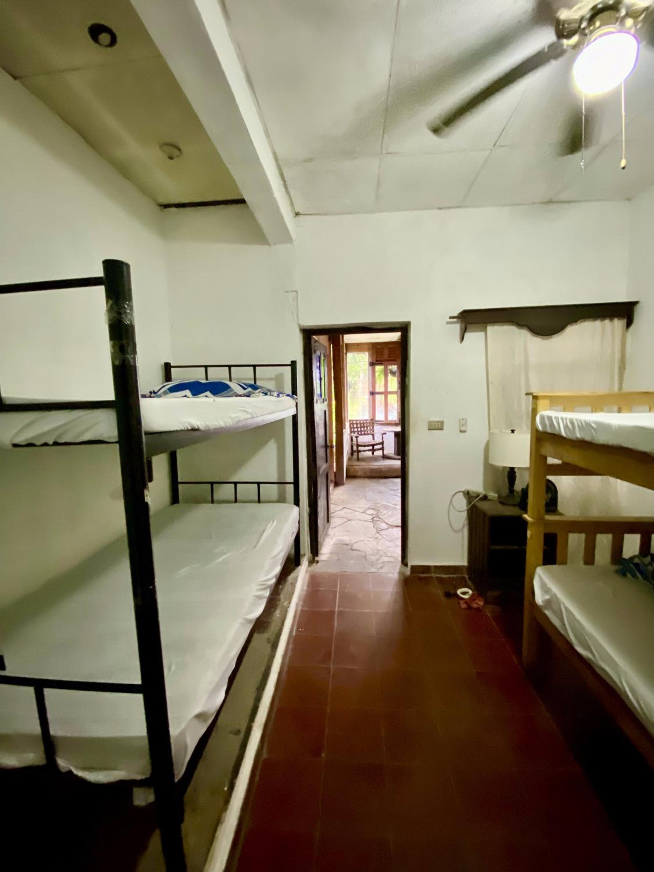 Old Bells Hostel Santa Ana