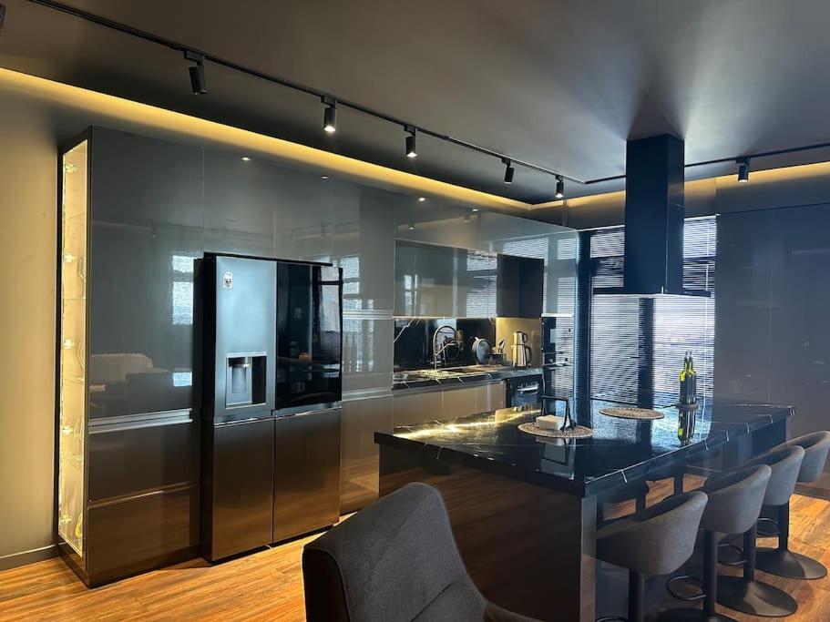 Grand hayat Residance 23rd floor with sea view