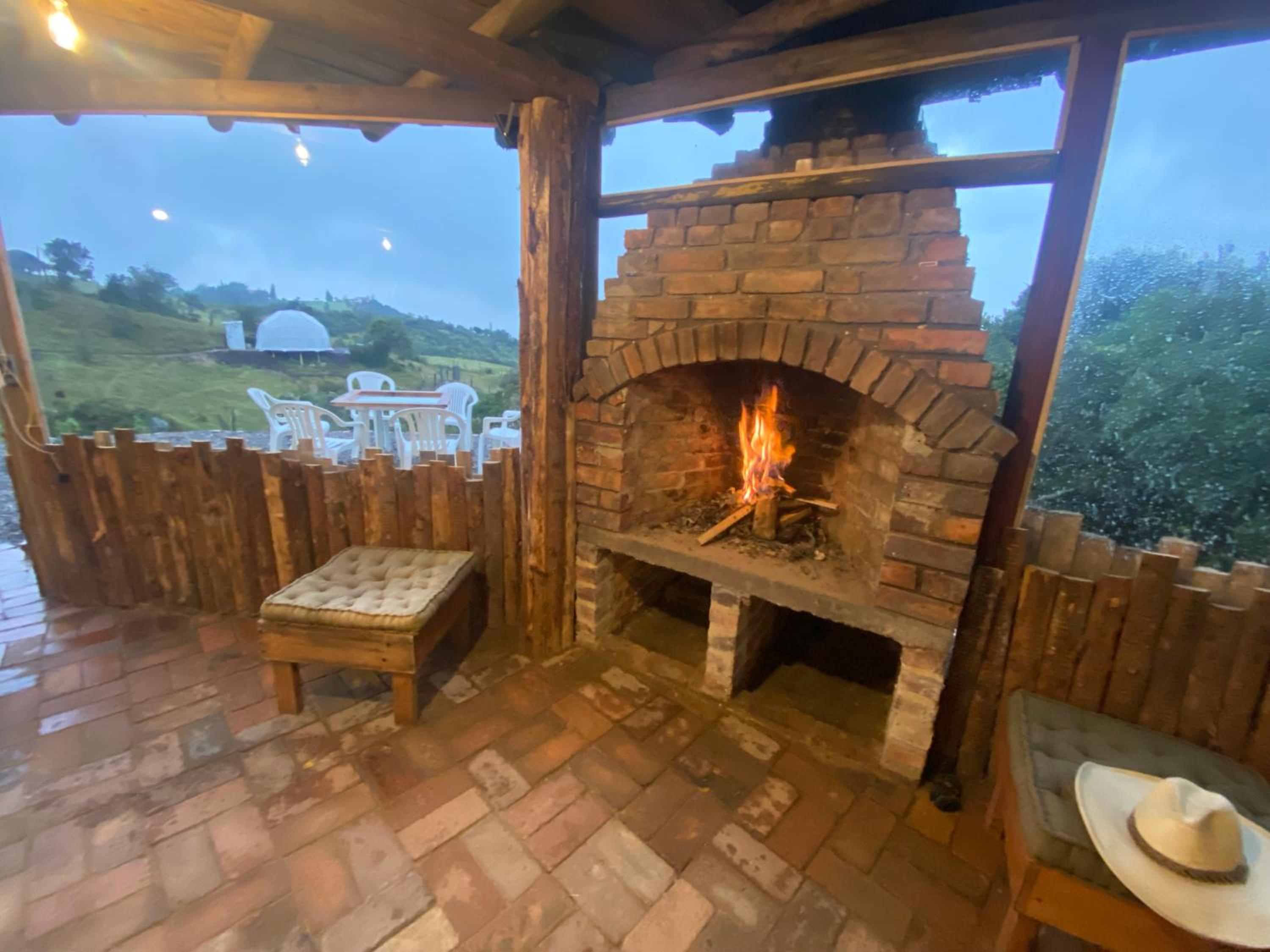 CASA GLAMPiNG GUATAVITA Familiar Cap Max 13 pers