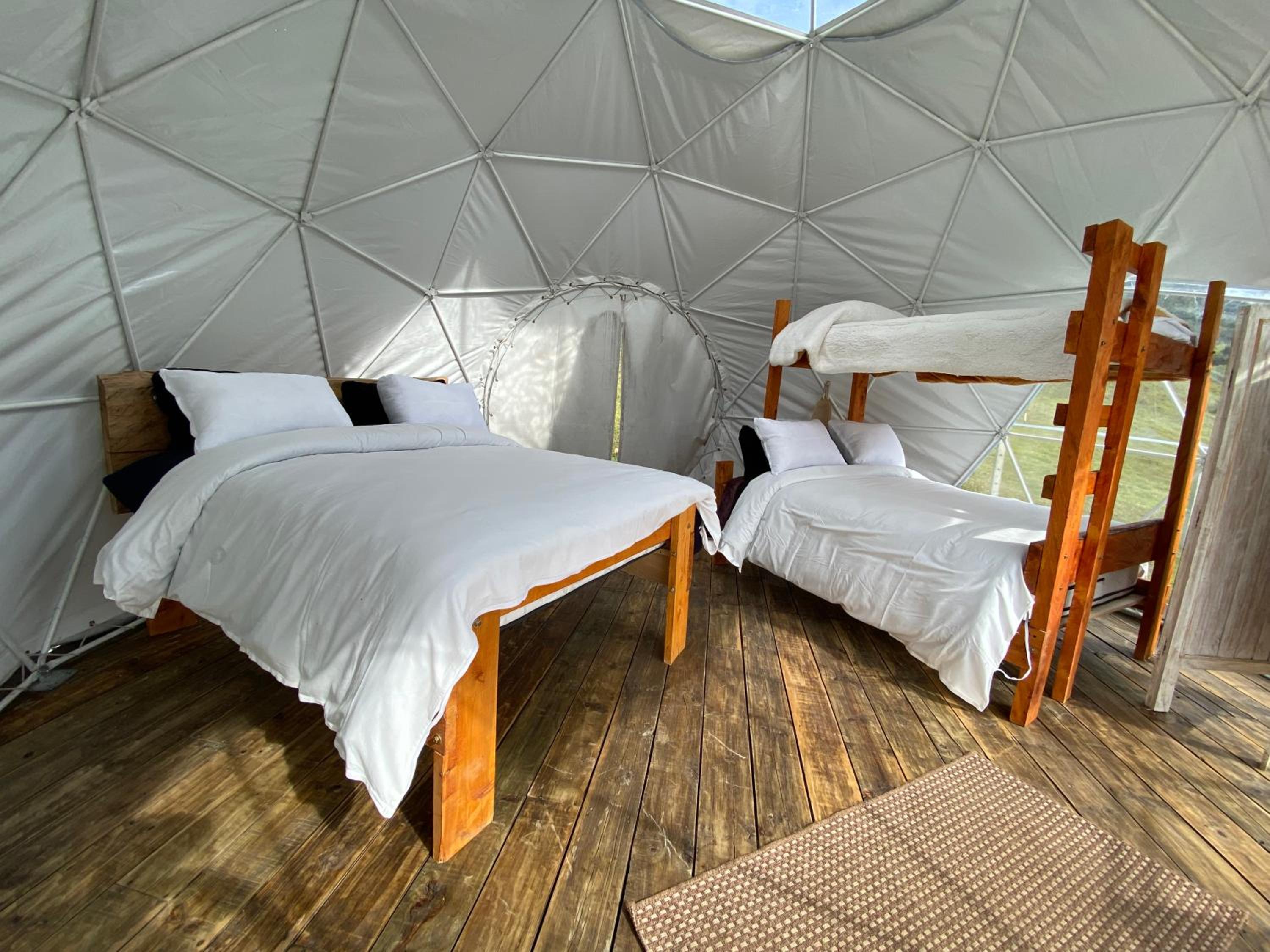 CASA GLAMPiNG GUATAVITA Familiar Cap Max 13 pers