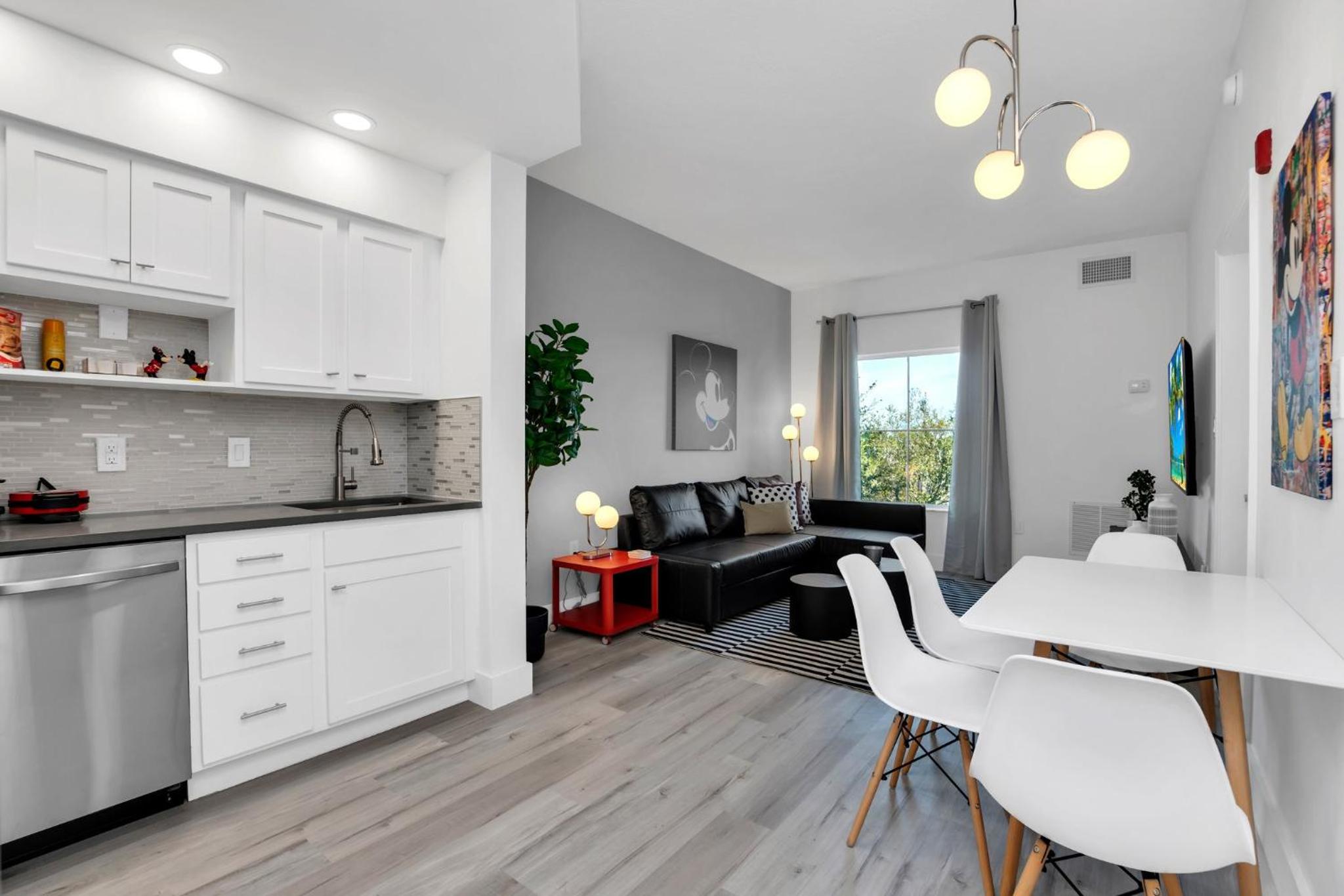 NEW in Lake Buena Vista 1 mile to Disney Springs