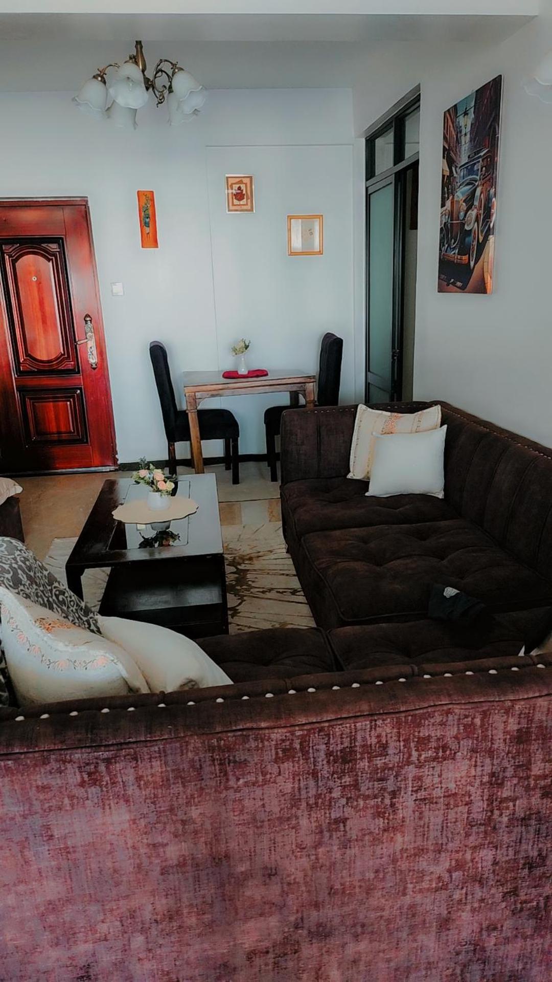 Kilimani One bedroom with Extra room Apartment photo 3