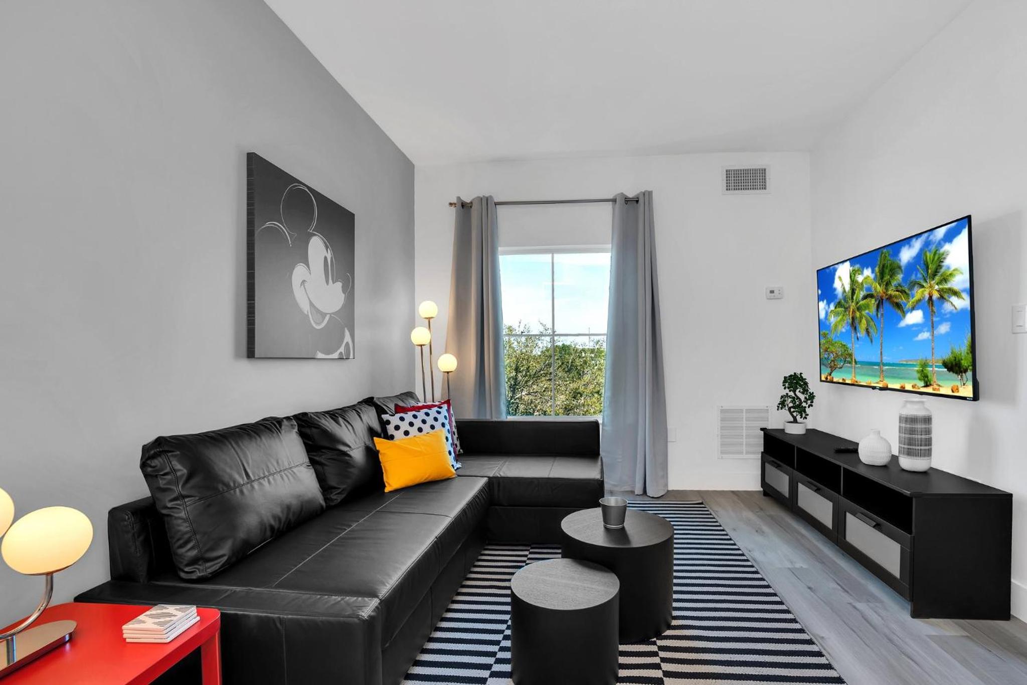 NEW in Lake Buena Vista 1 mile to Disney Springs