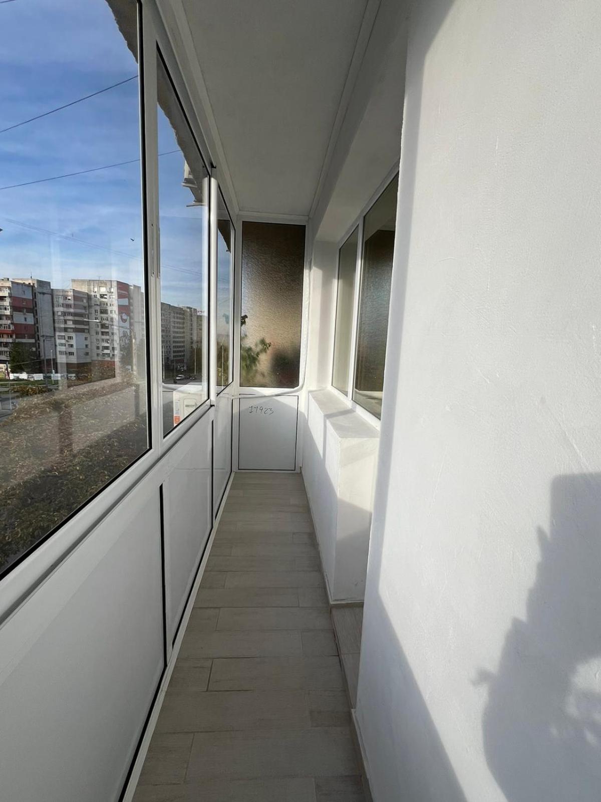 Bright & Cozy- 2BR Apartment with Private Parking