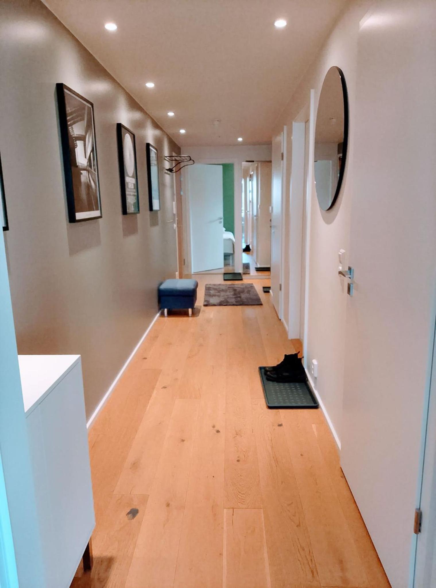 ROOM IN APARTMENT SEAVIEW BY CENTRAL STATION Oslo view 2