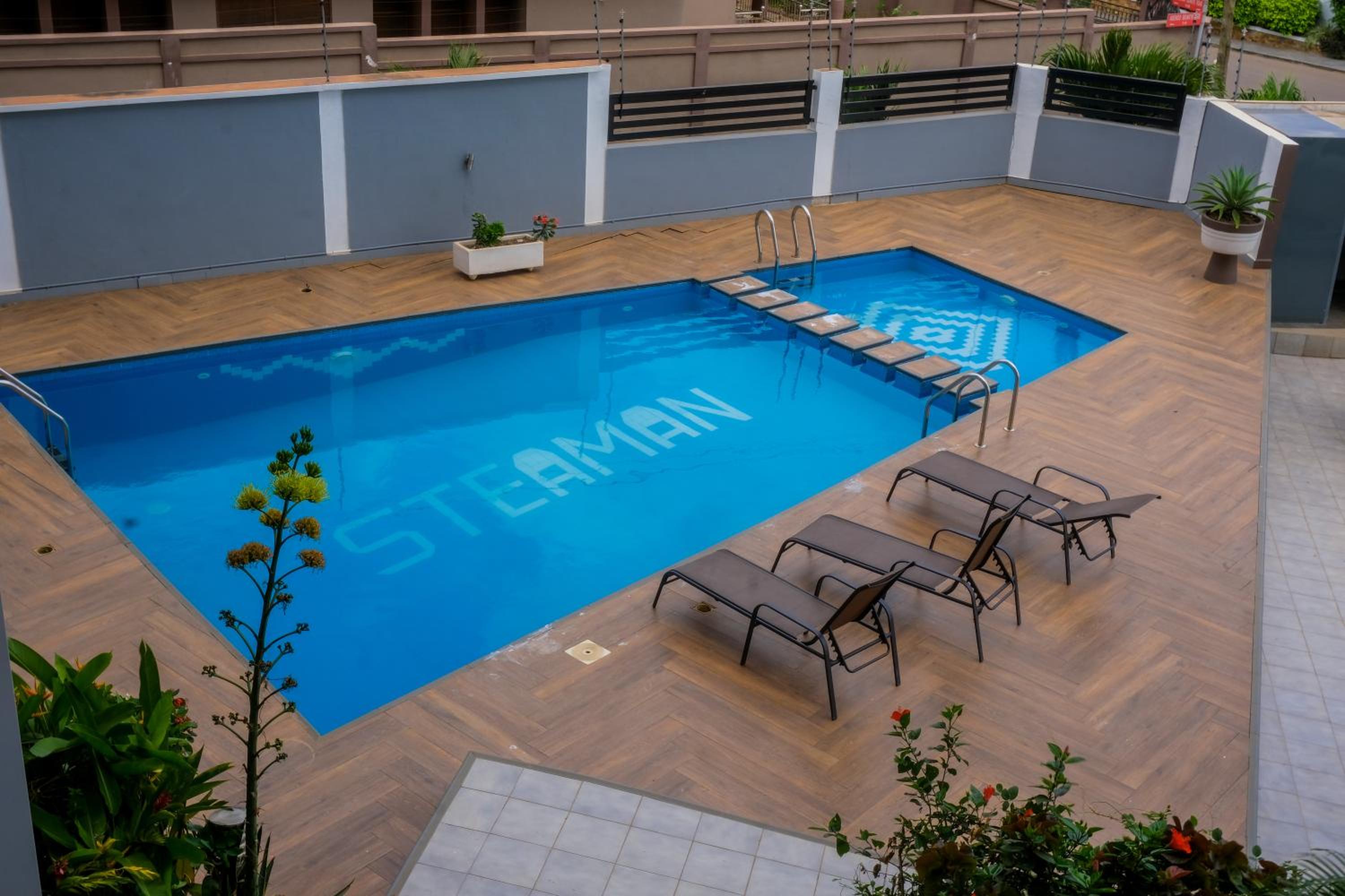 Steaman Heights Apartments