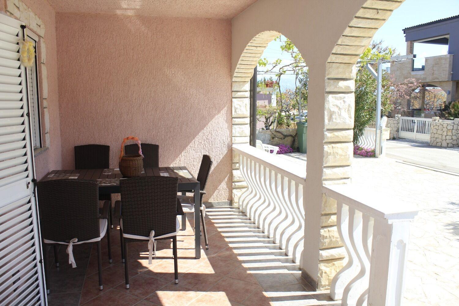 Apartments Almond view 4