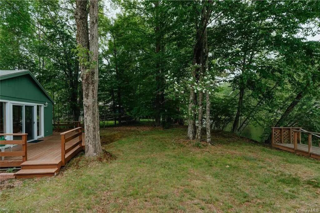 Lakefront with Lots of Light and Private Dock Access