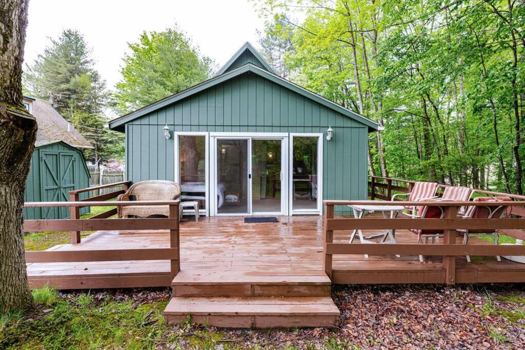 Lakefront with Lots of Light and Private Dock Access