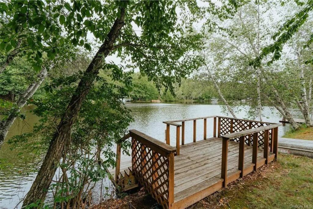 Lakefront with Lots of Light and Private Dock Access