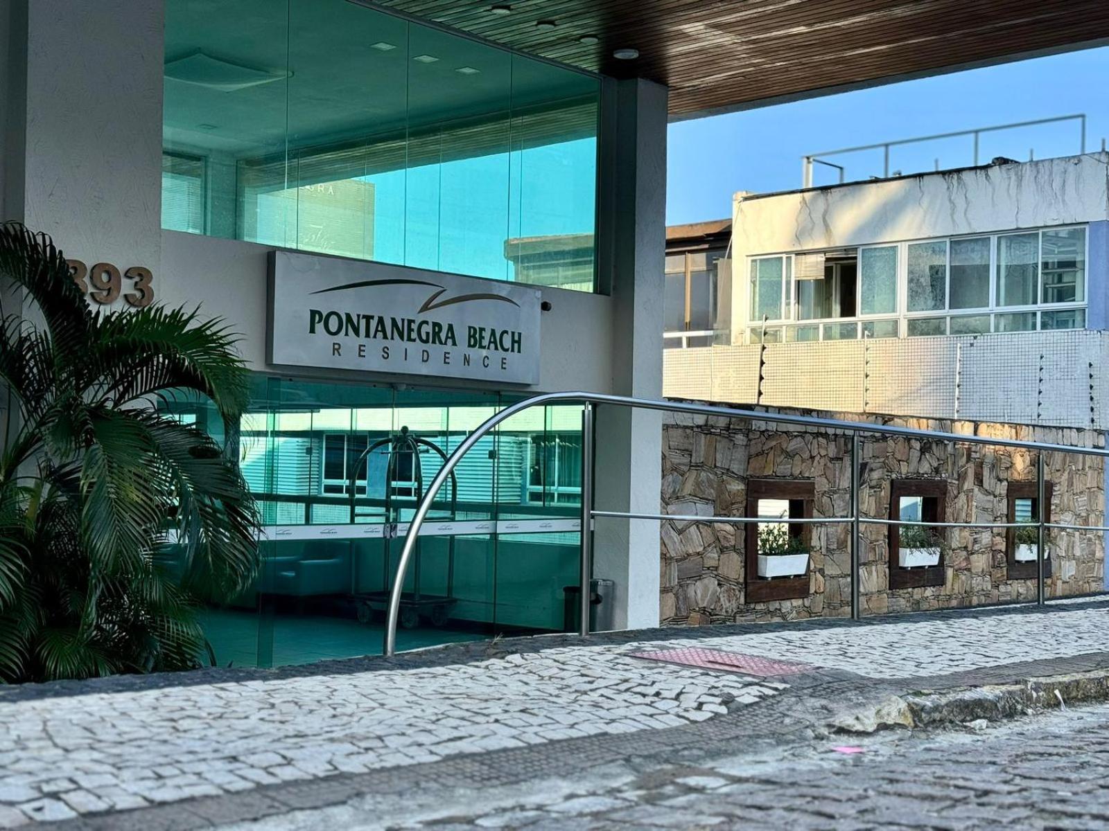 Edy hospedagens Beira-Mar flat 310 com vista para o morro do careca, piscina e localização privilegiada