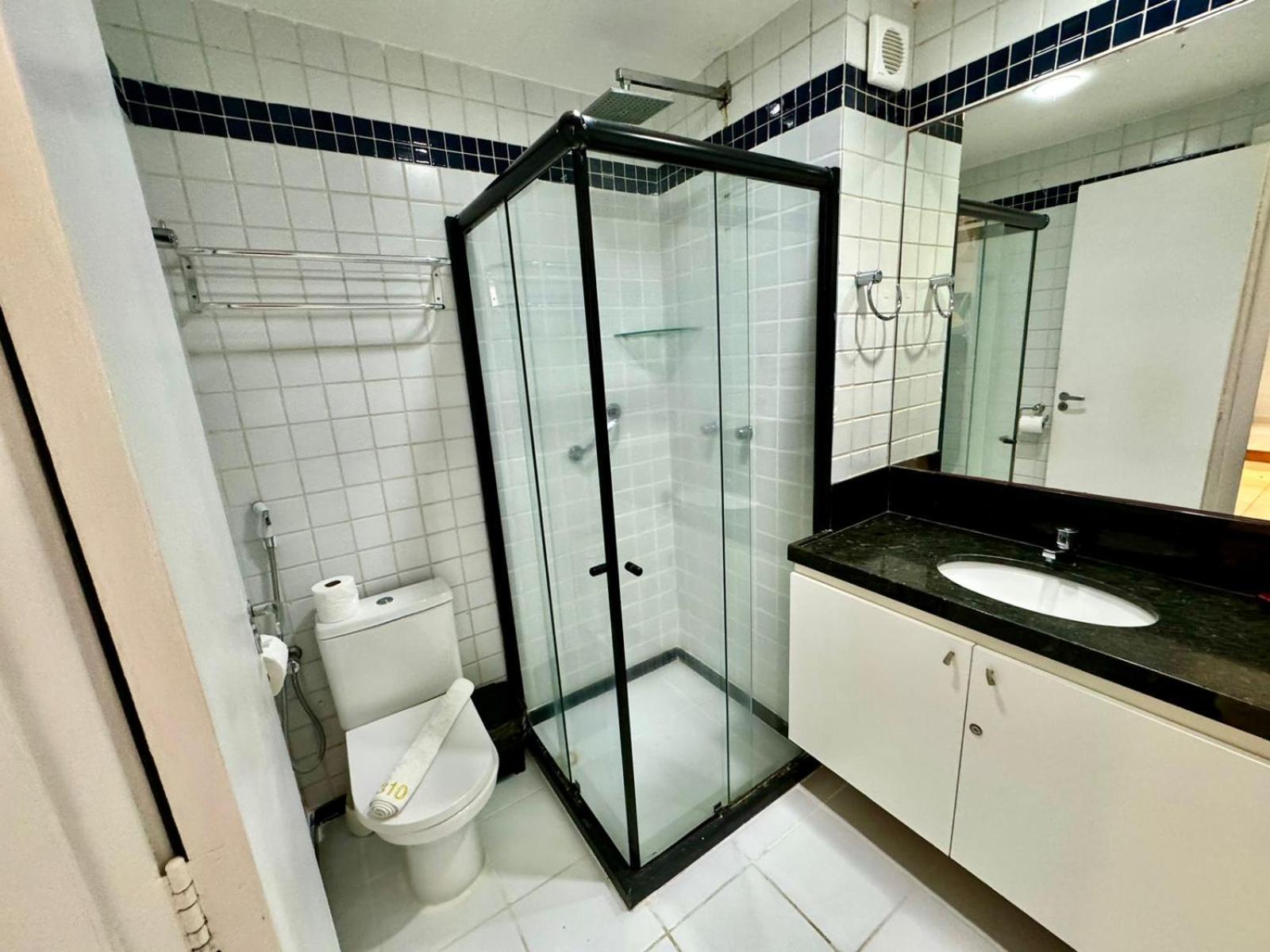 Edy hospedagens Beira-Mar flat 310 com vista para o morro do careca, piscina e localização privilegiada